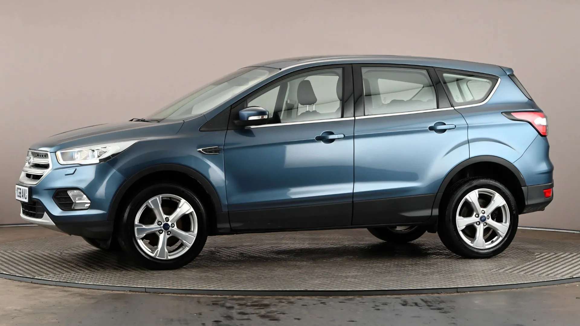 A 2018 FORD KUGA 1.5 TDCi Titanium X 2WD A 2018 FORD KUGA 1.5 TDCi Titanium X 2WD