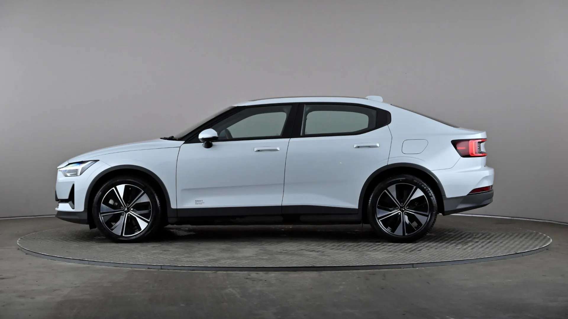 2022 POLESTAR 2 2022 POLESTAR 2
