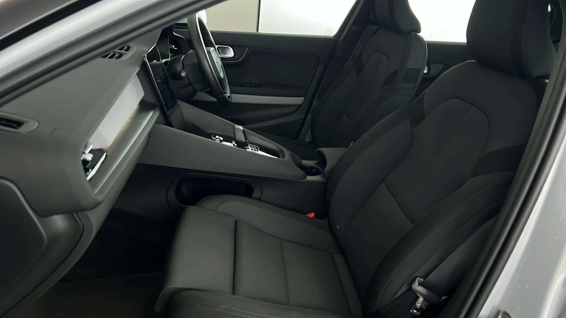 2022 POLESTAR 2 2022 POLESTAR 2