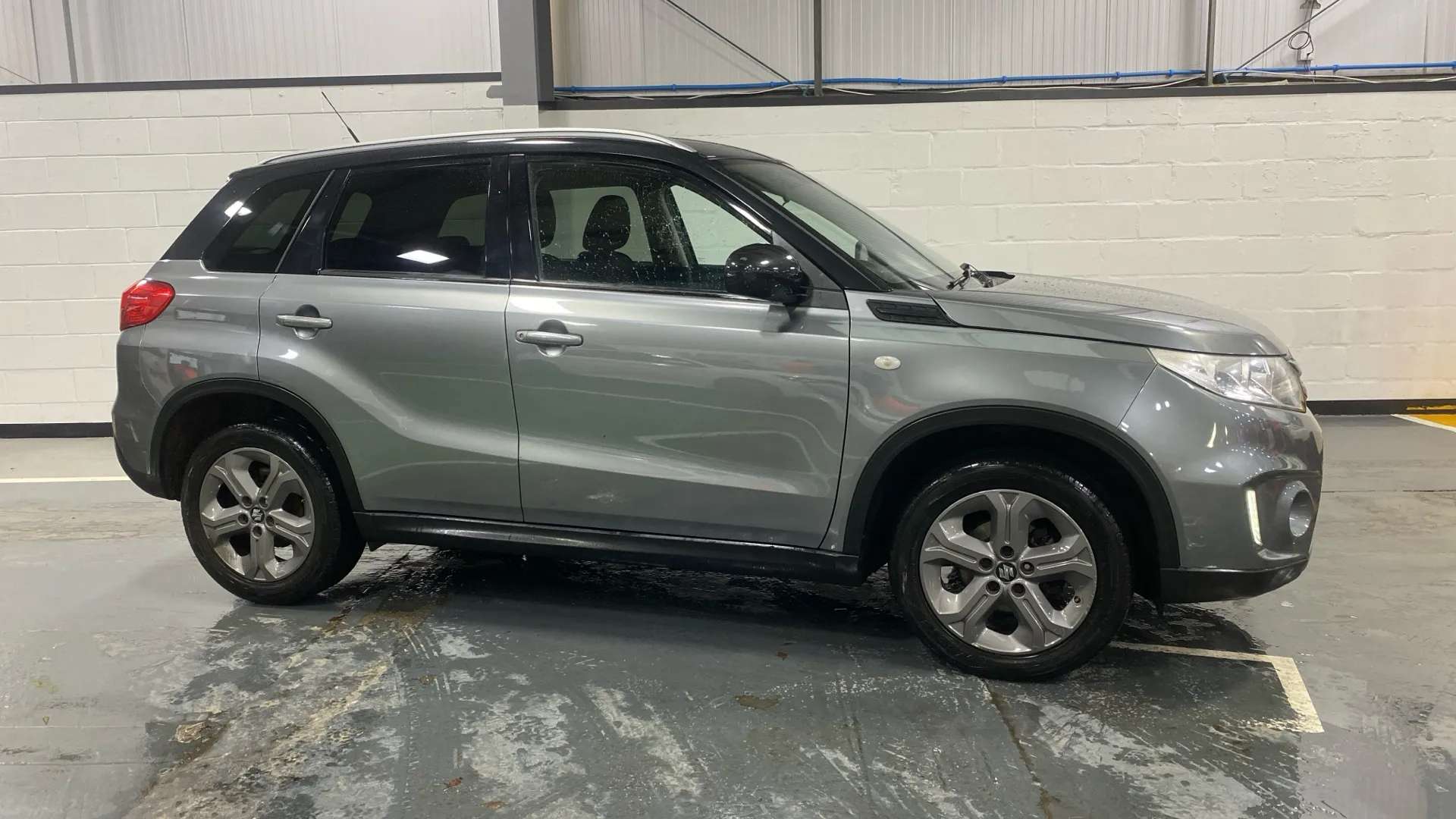 A 2017 SUZUKI VITARA 1.6 SZ-T A 2017 SUZUKI VITARA 1.6 SZ-T