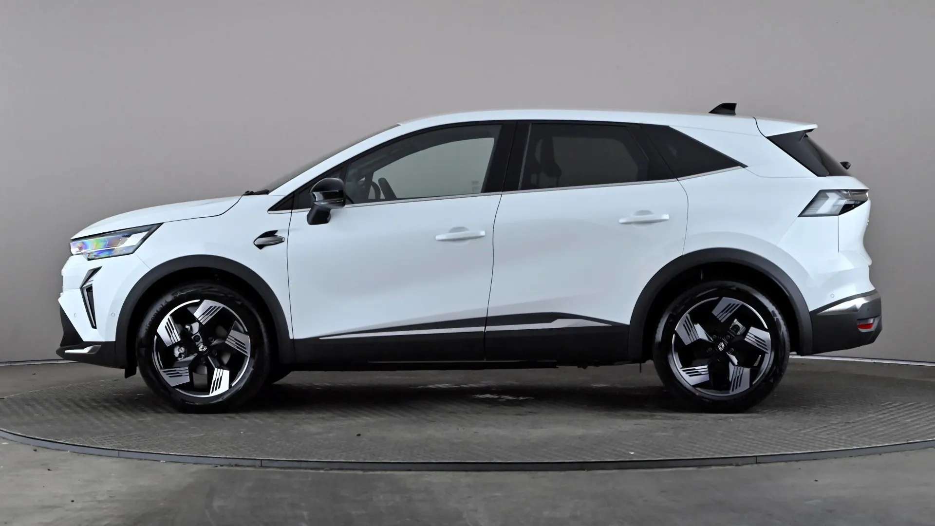 A 2026 RENAULT SYMBIOZ 1.3 TCe 140 Techno A 2026 RENAULT SYMBIOZ 1.3 TCe 140 Techno