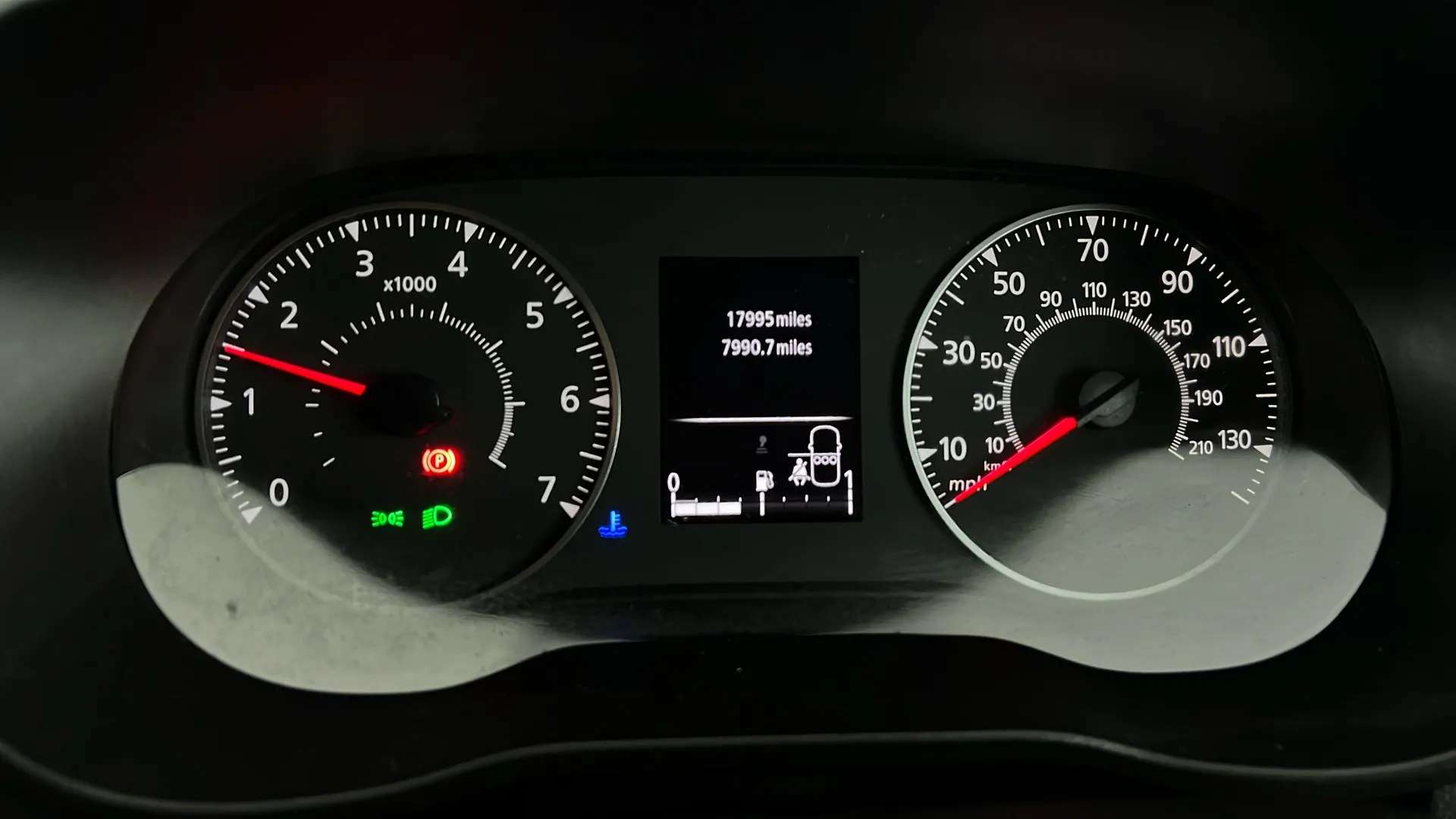 0 DACIA DUSTER 0 DACIA DUSTER