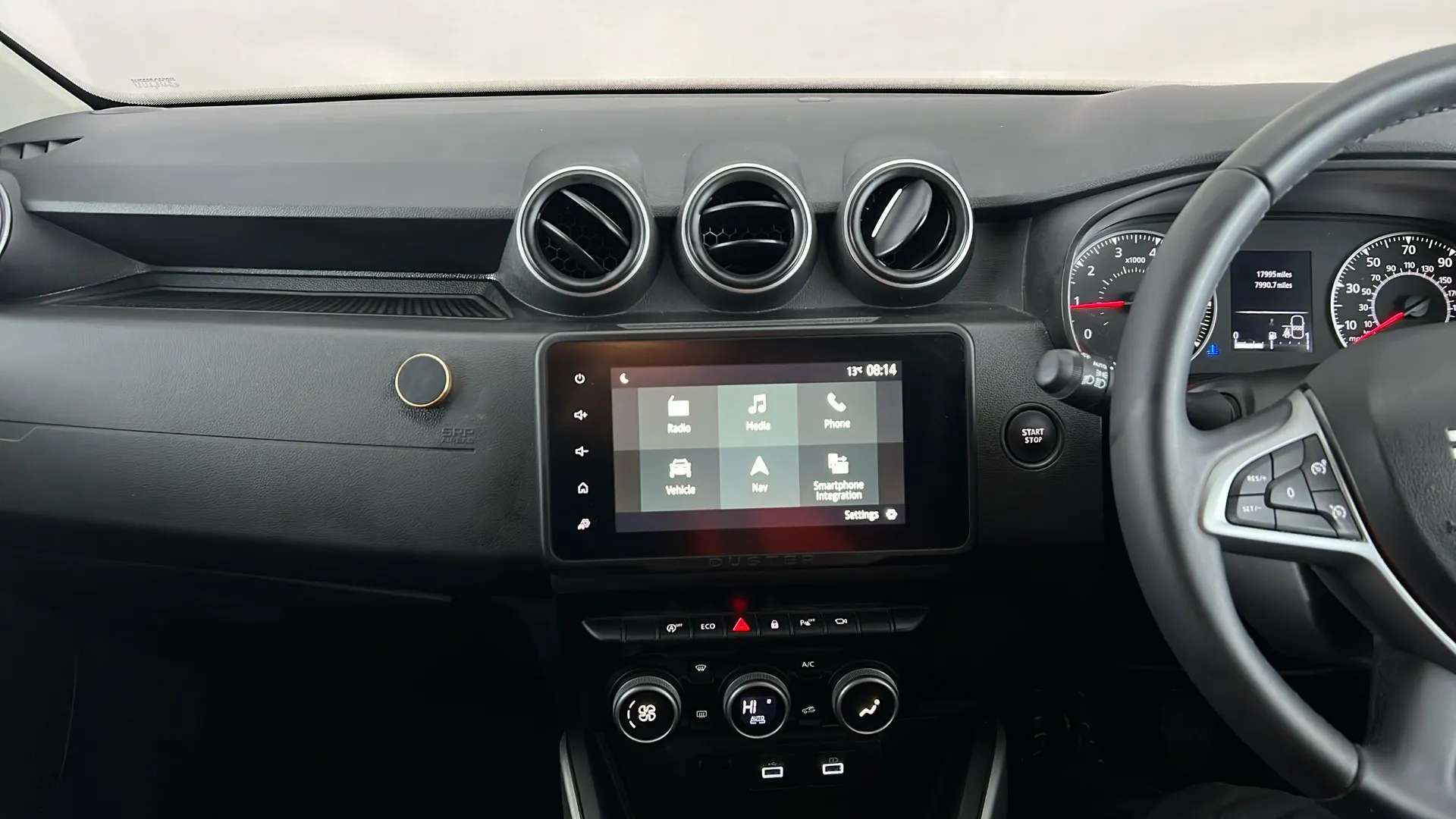 0 DACIA DUSTER 0 DACIA DUSTER