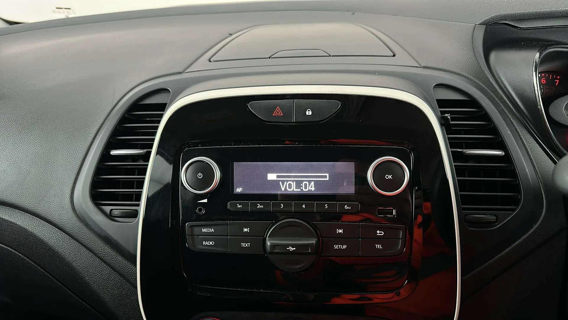 2019 RENAULT CAPTUR 2019 RENAULT CAPTUR