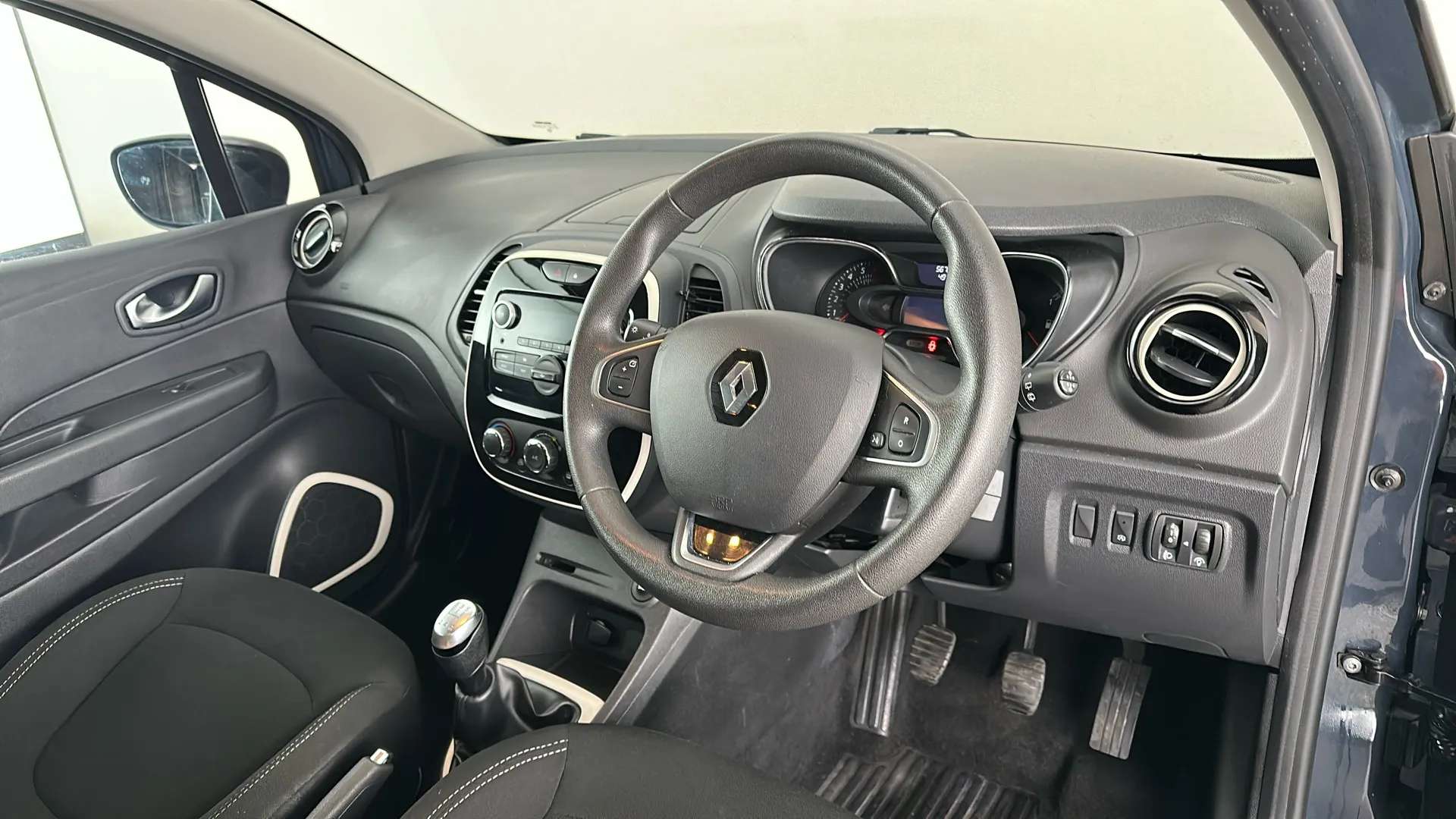 2019 RENAULT CAPTUR 2019 RENAULT CAPTUR