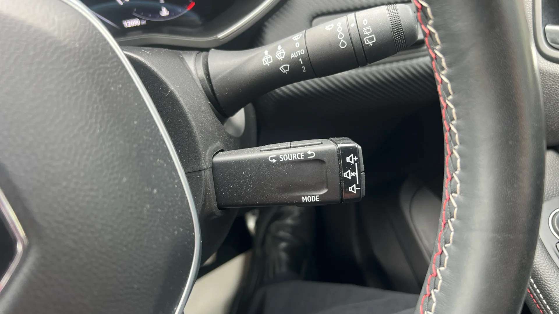 2023 RENAULT CLIO 2023 RENAULT CLIO