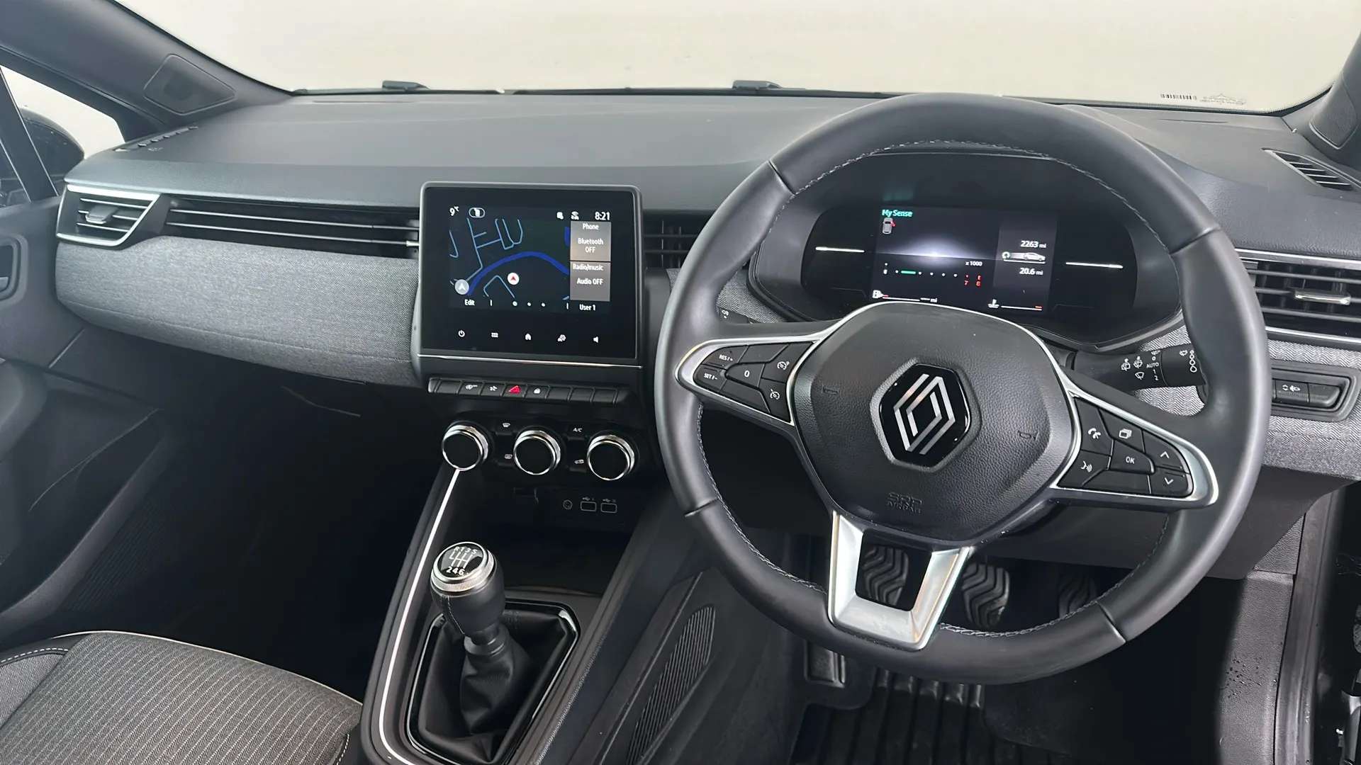 2024 RENAULT CLIO 2024 RENAULT CLIO