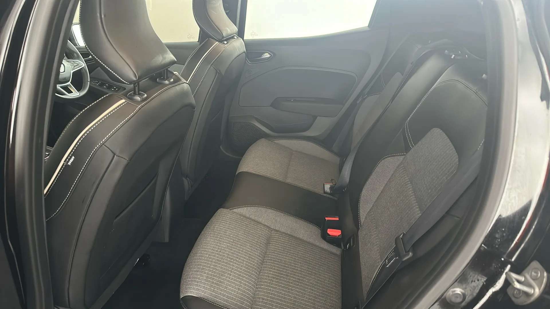 2024 RENAULT CLIO 2024 RENAULT CLIO