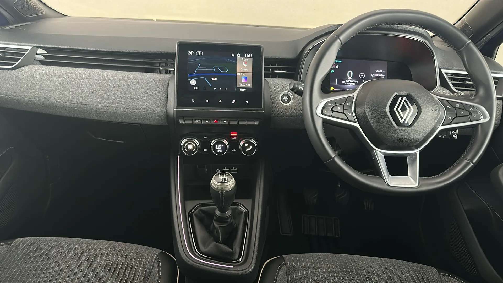2024 RENAULT CLIO 2024 RENAULT CLIO