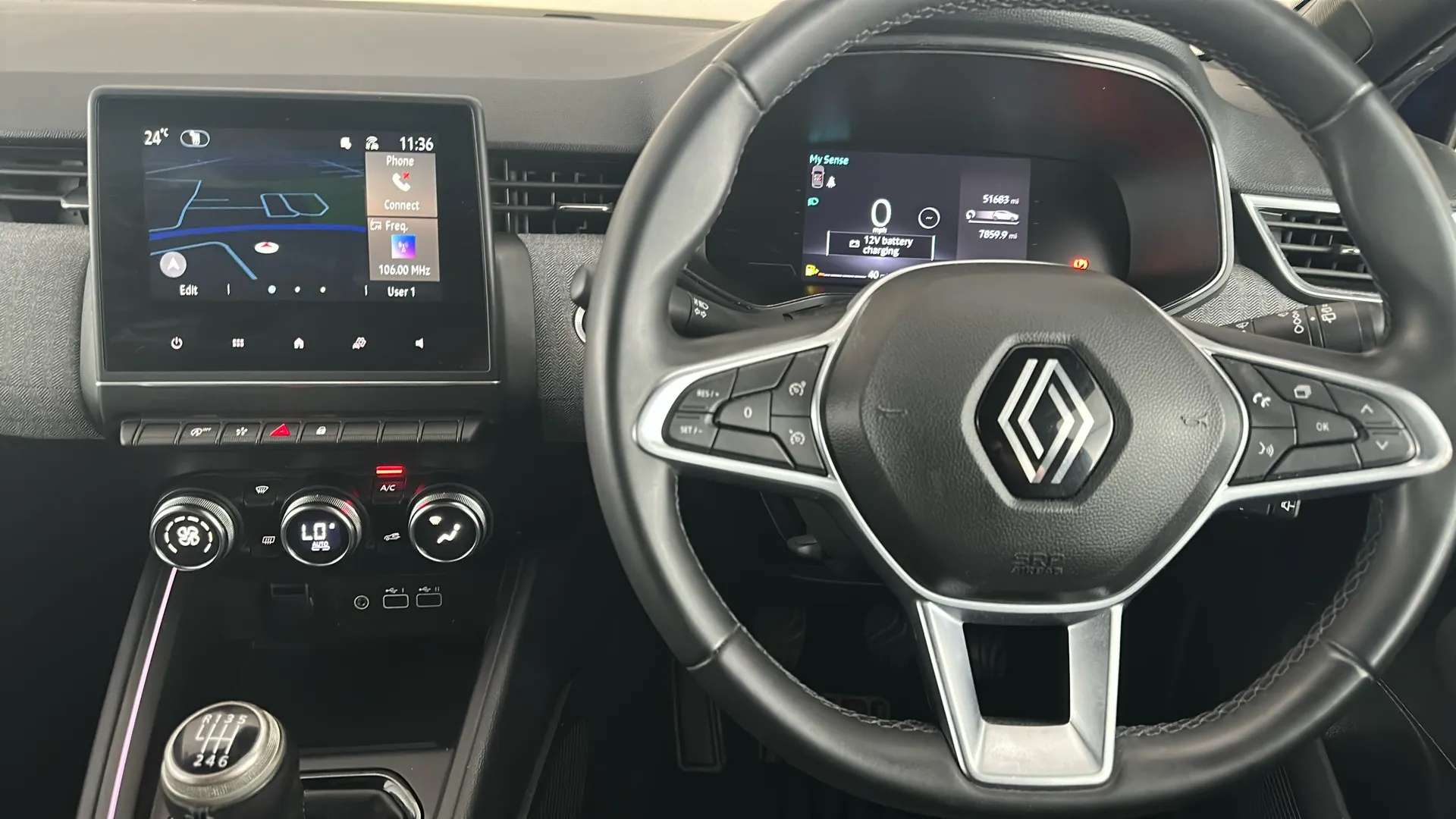2024 RENAULT CLIO 2024 RENAULT CLIO