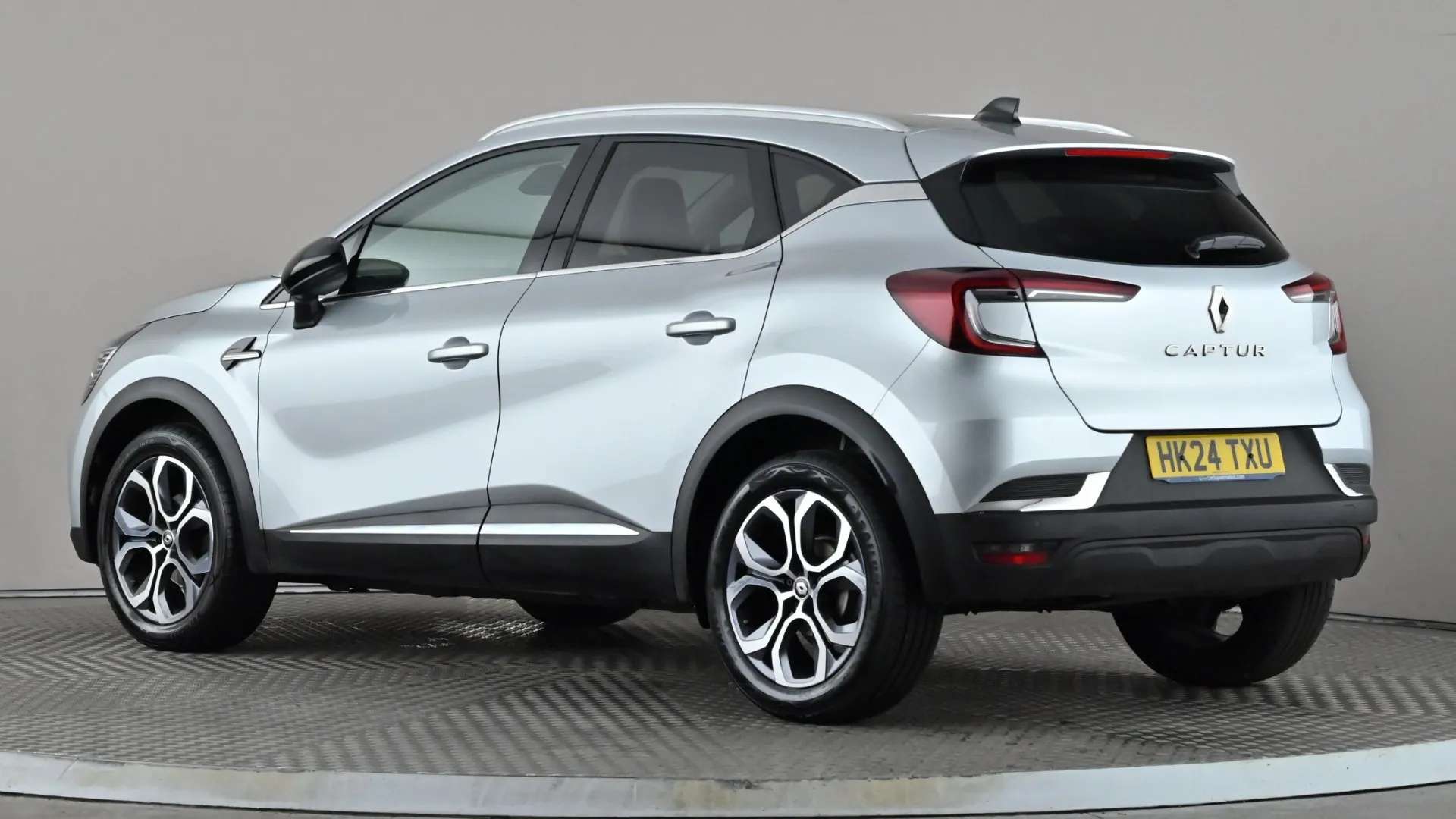 A 2024 RENAULT CAPTUR 1.0 TCE 90 Techno A 2024 RENAULT CAPTUR 1.0 TCE 90 Techno