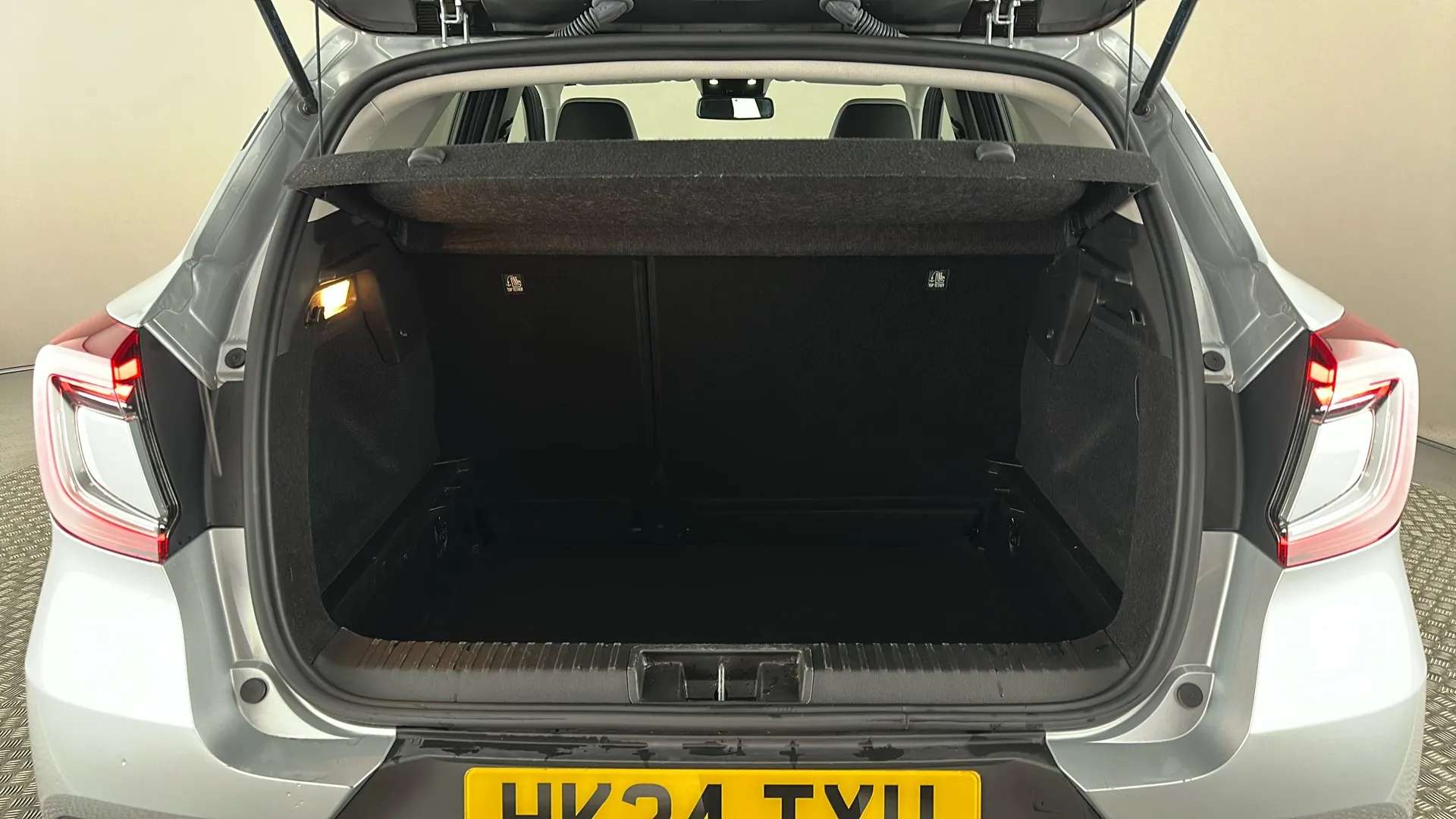 2024 RENAULT CAPTUR 2024 RENAULT CAPTUR