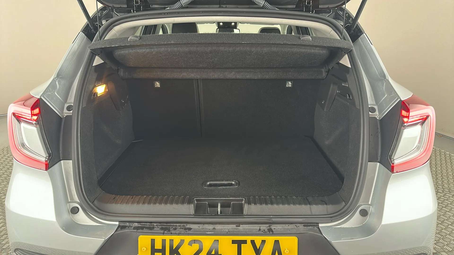 2024 RENAULT CAPTUR 2024 RENAULT CAPTUR