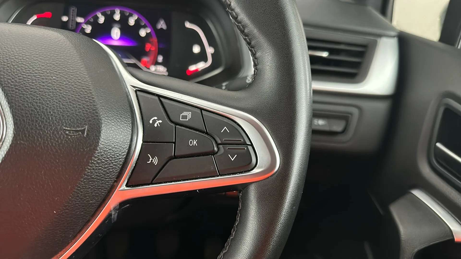 2024 RENAULT CAPTUR 2024 RENAULT CAPTUR