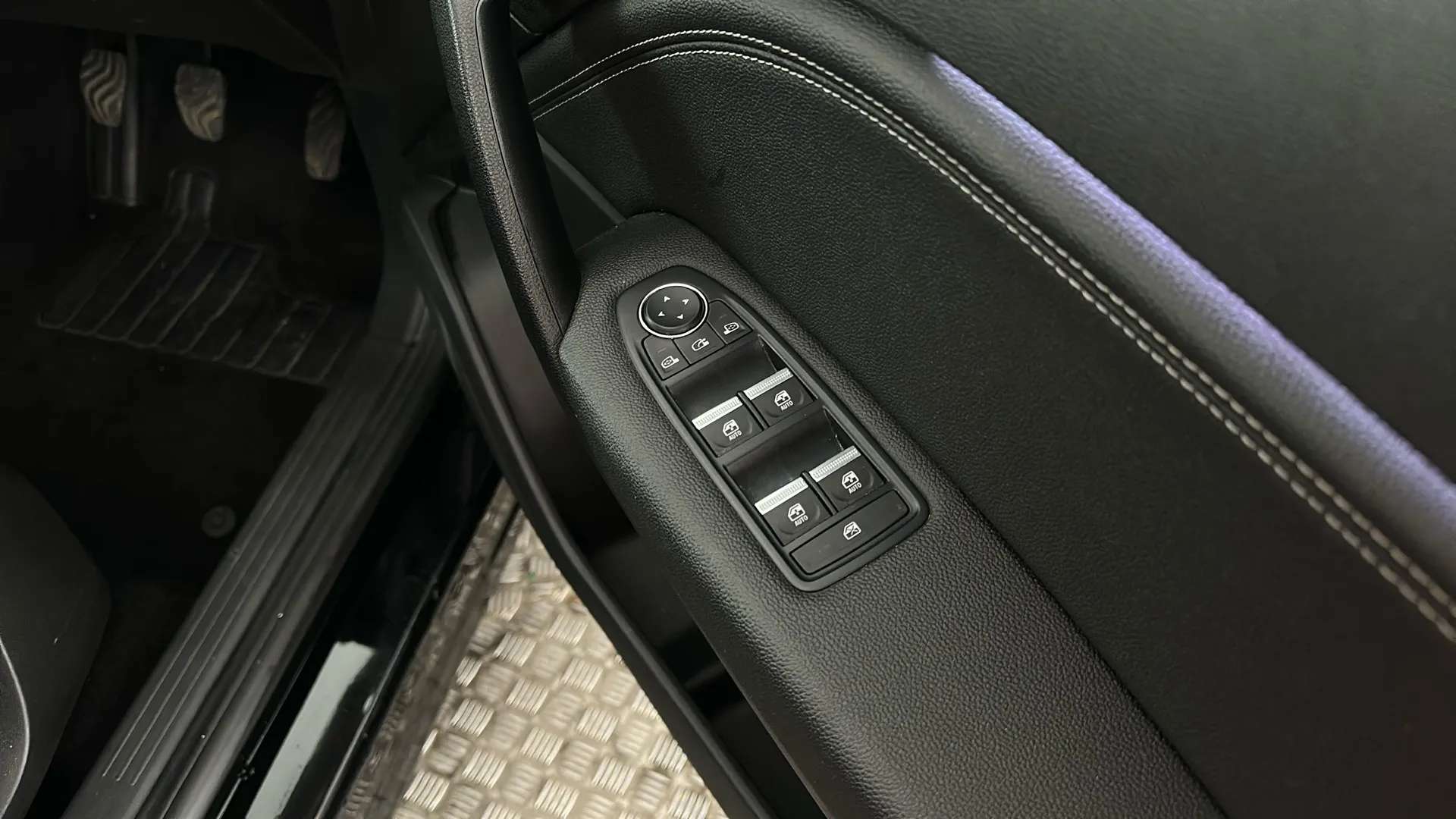 2024 RENAULT CAPTUR 2024 RENAULT CAPTUR