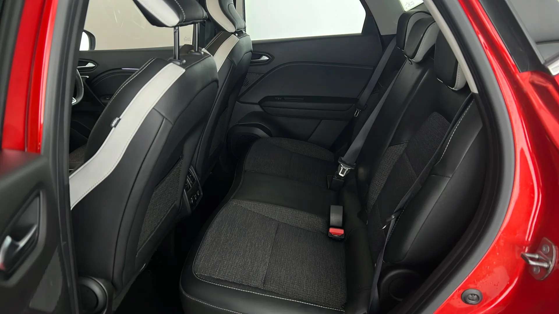 2024 RENAULT CAPTUR 2024 RENAULT CAPTUR
