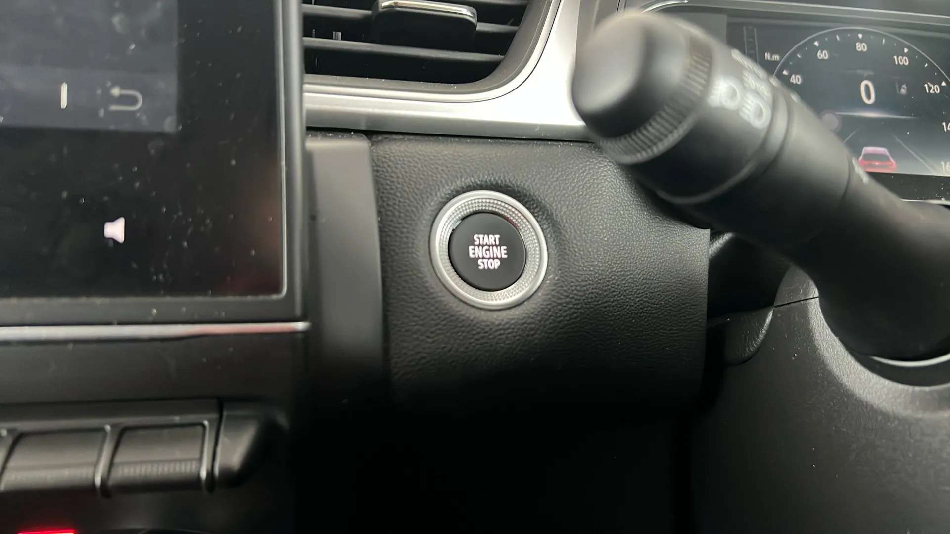 2024 RENAULT CAPTUR 2024 RENAULT CAPTUR