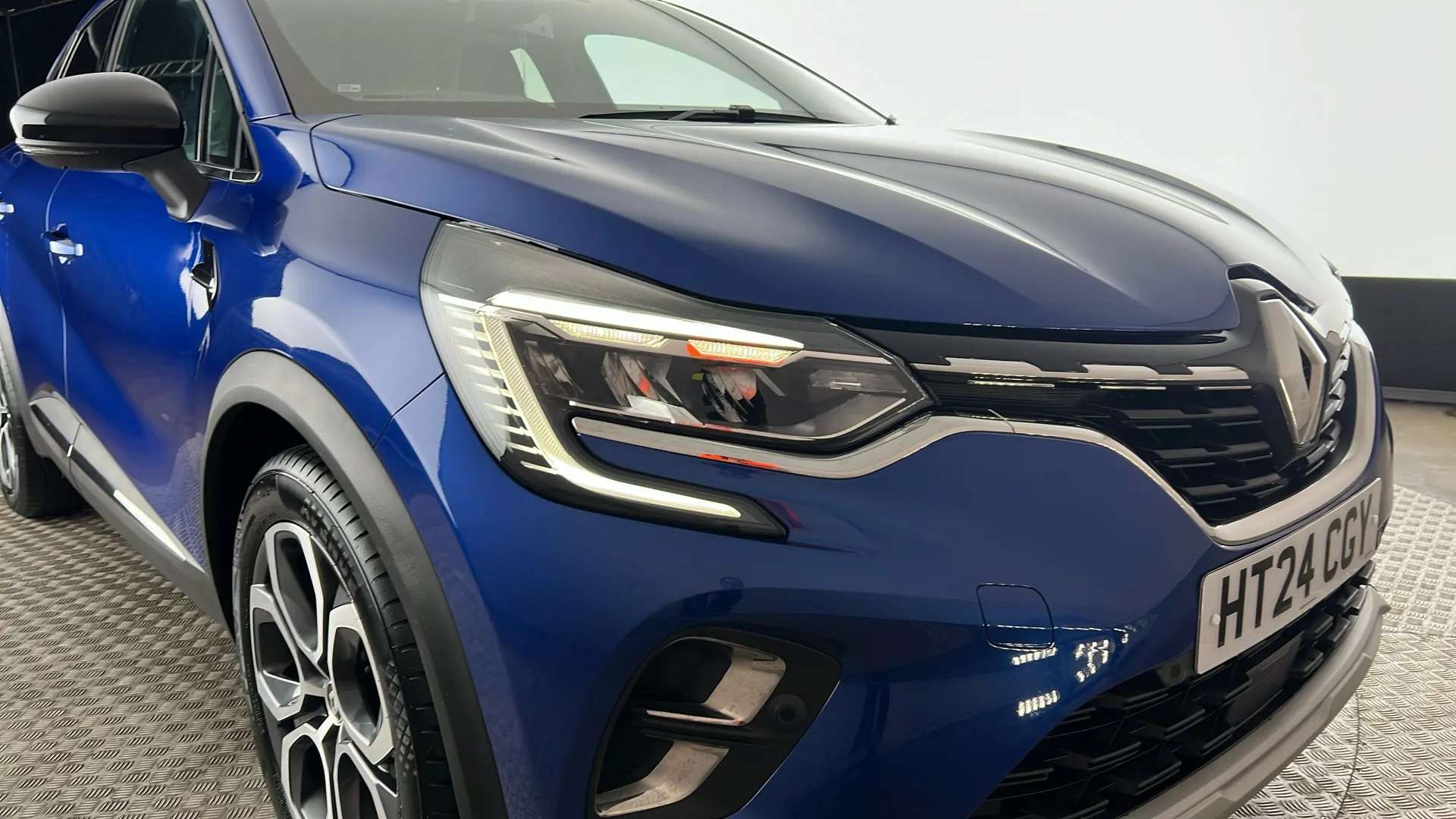 2024 RENAULT CAPTUR 2024 RENAULT CAPTUR