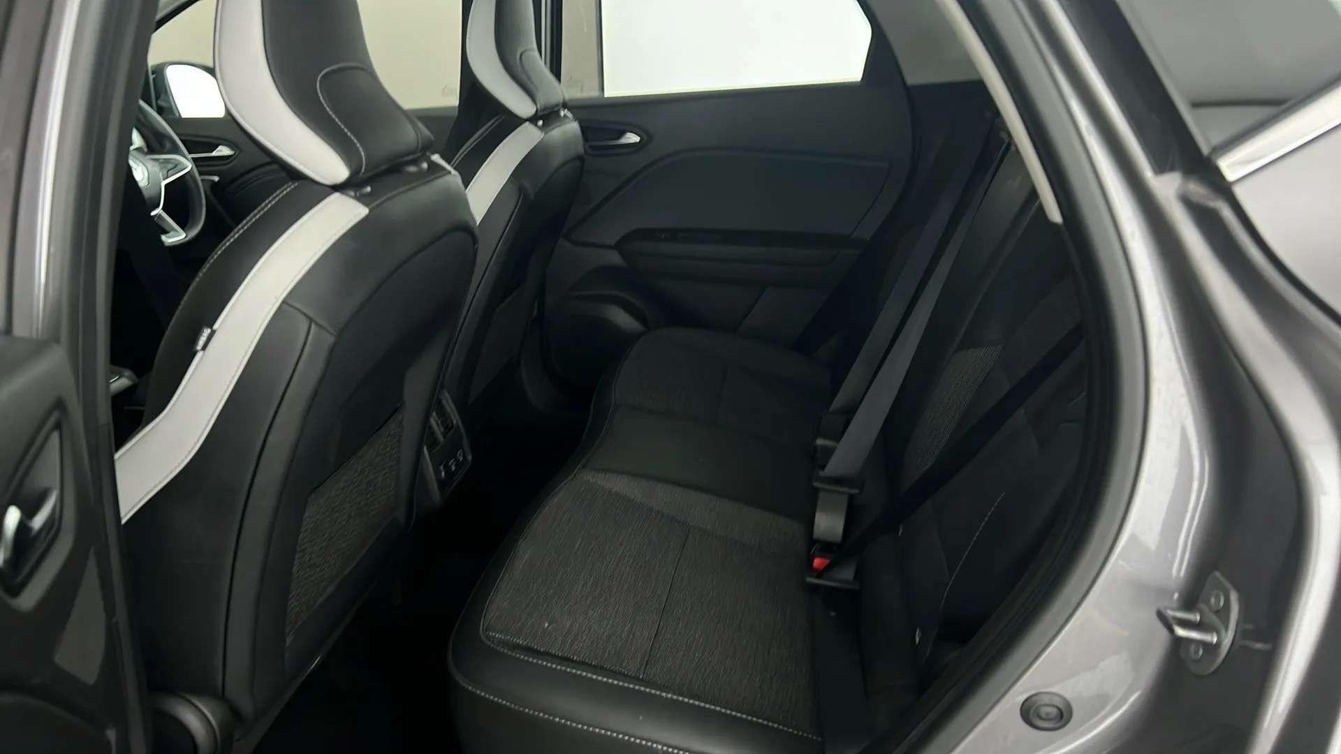 2024 RENAULT CAPTUR 2024 RENAULT CAPTUR