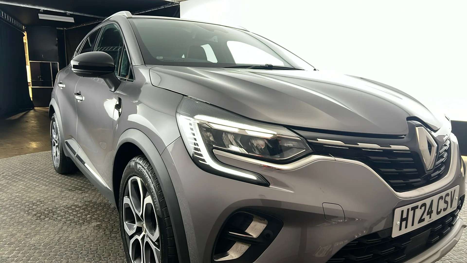 2024 RENAULT CAPTUR 2024 RENAULT CAPTUR