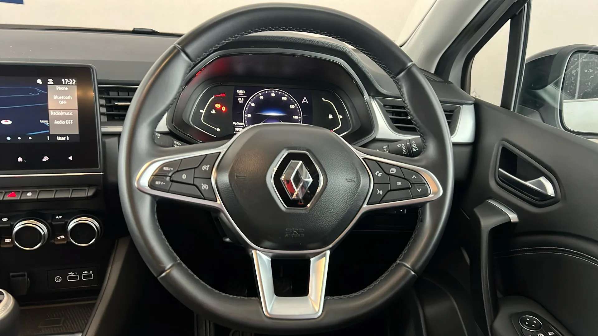2024 RENAULT CAPTUR 2024 RENAULT CAPTUR