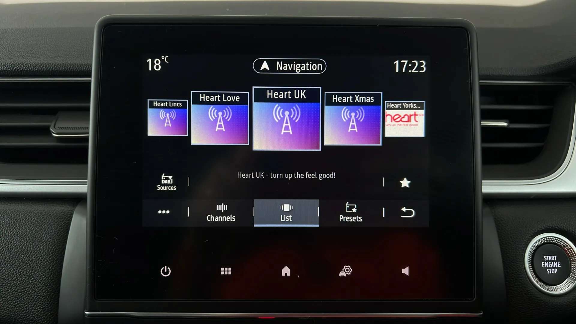 2024 RENAULT CAPTUR 2024 RENAULT CAPTUR