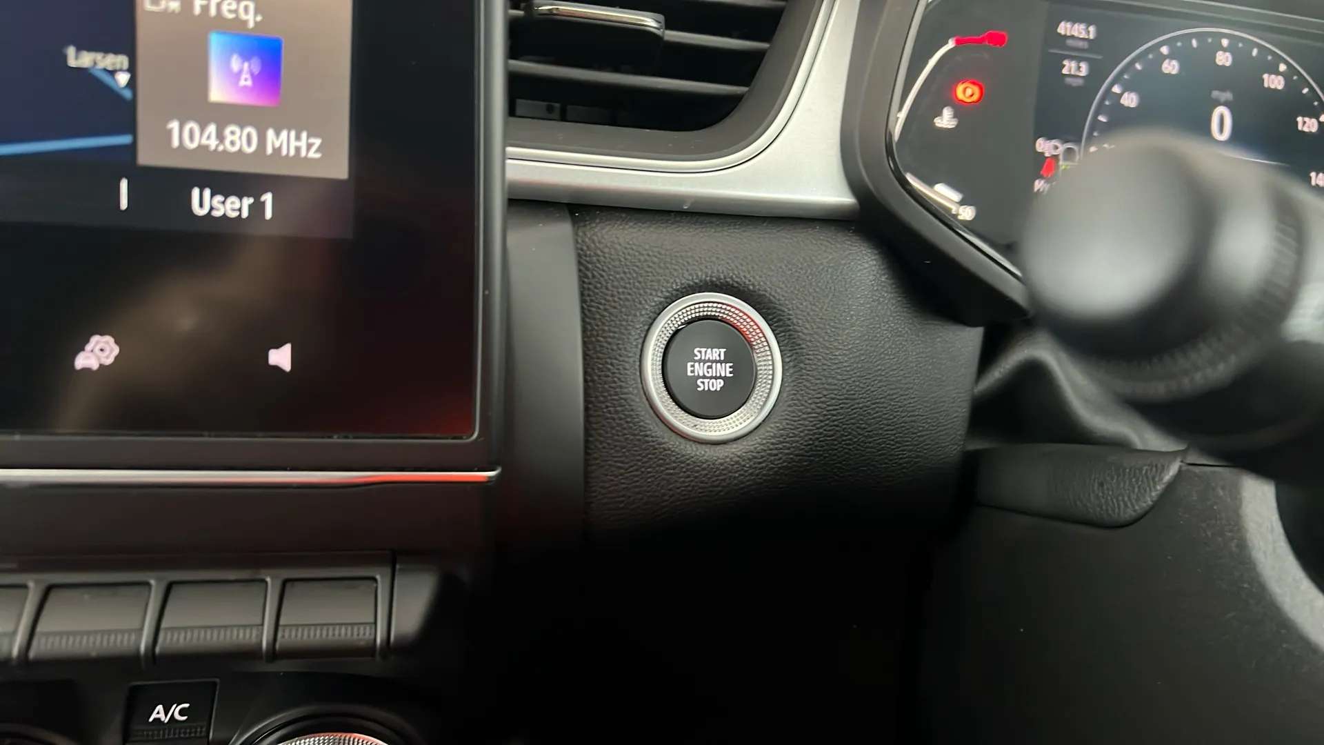 2024 RENAULT CAPTUR 2024 RENAULT CAPTUR