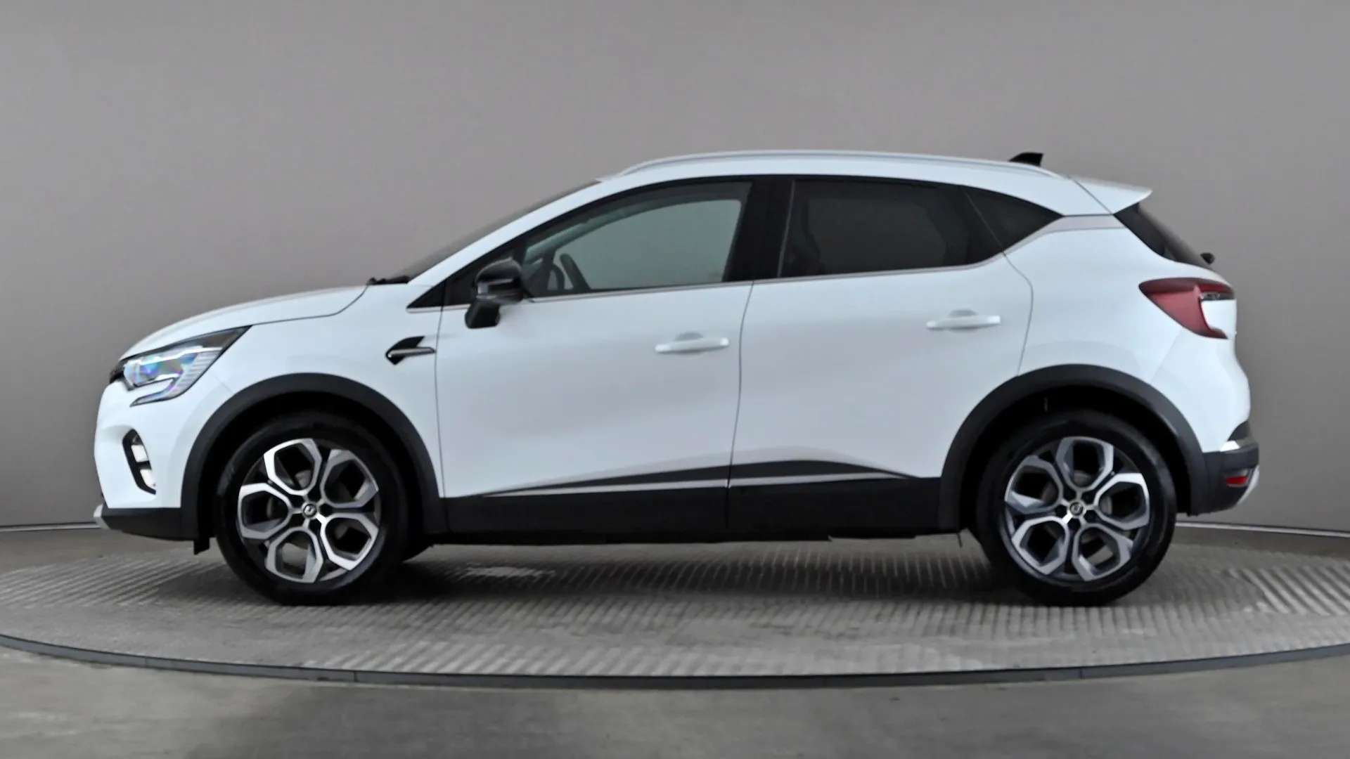 A 2024 RENAULT CAPTUR 1.0 TCE 90 Techno A 2024 RENAULT CAPTUR 1.0 TCE 90 Techno