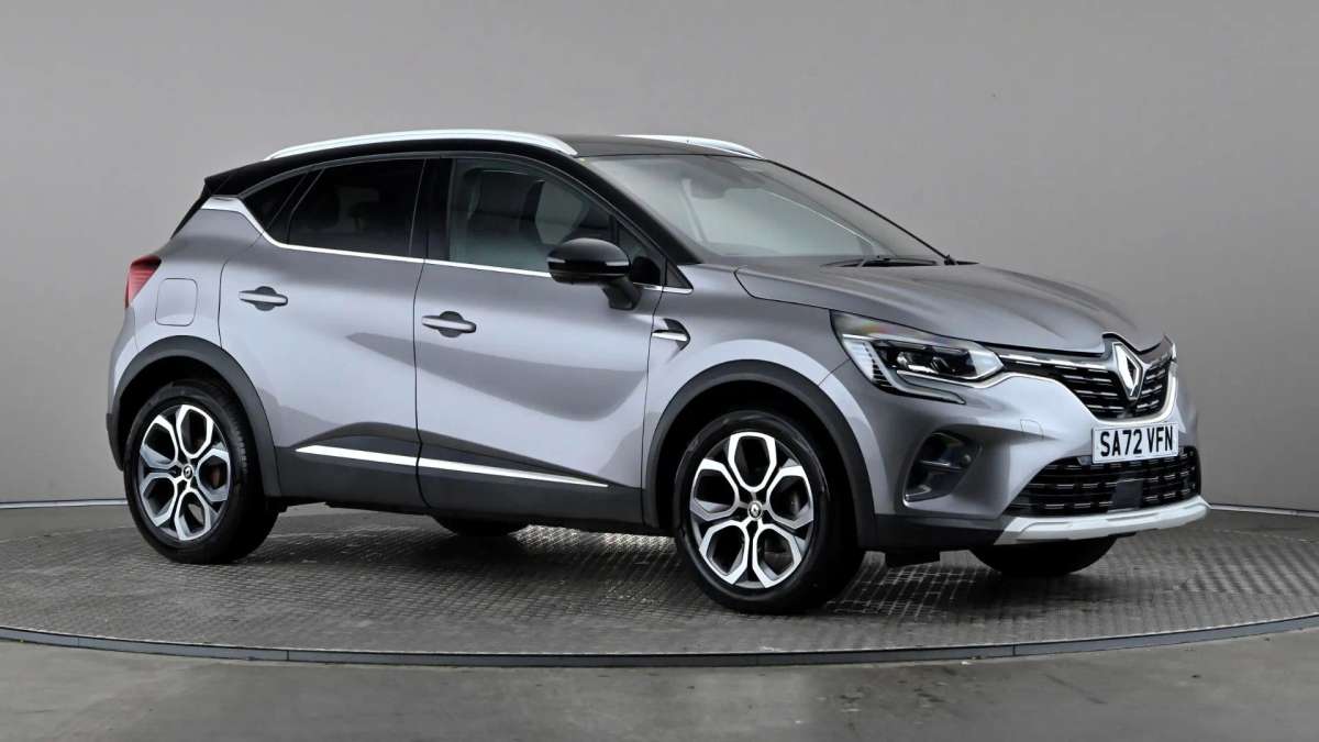 Check out this Renault Captur 2022 Petrol Manual