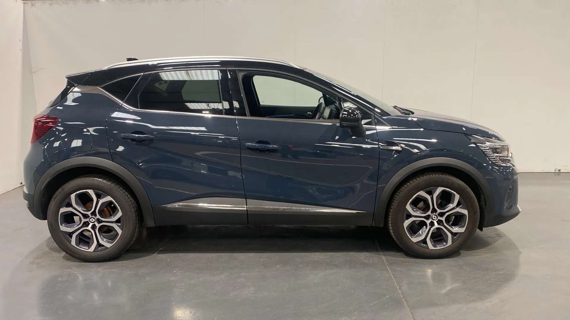 A 2024 RENAULT CAPTUR 1.0 TCE 90 Techno A 2024 RENAULT CAPTUR 1.0 TCE 90 Techno