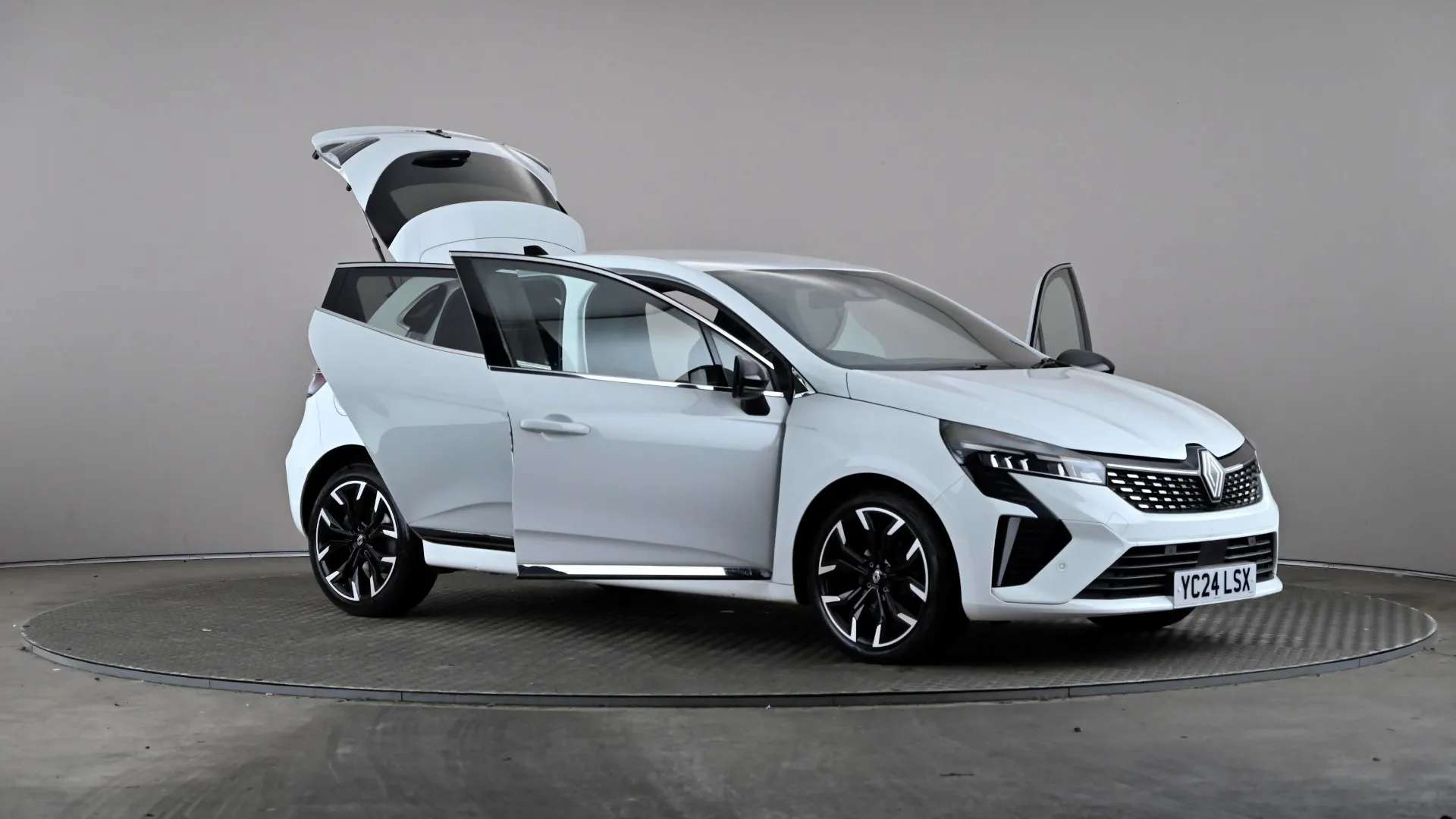 2024 RENAULT CLIO 2024 RENAULT CLIO