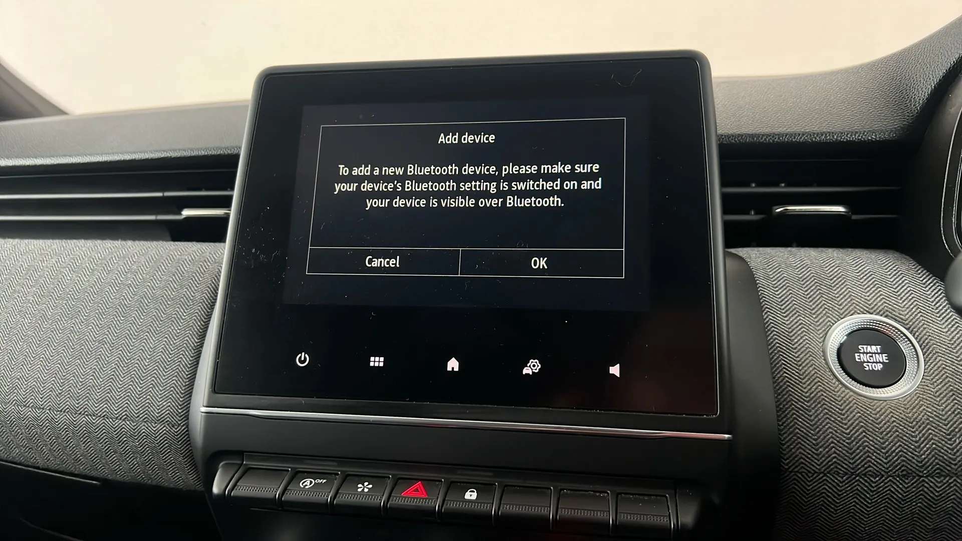 2024 RENAULT CLIO 2024 RENAULT CLIO