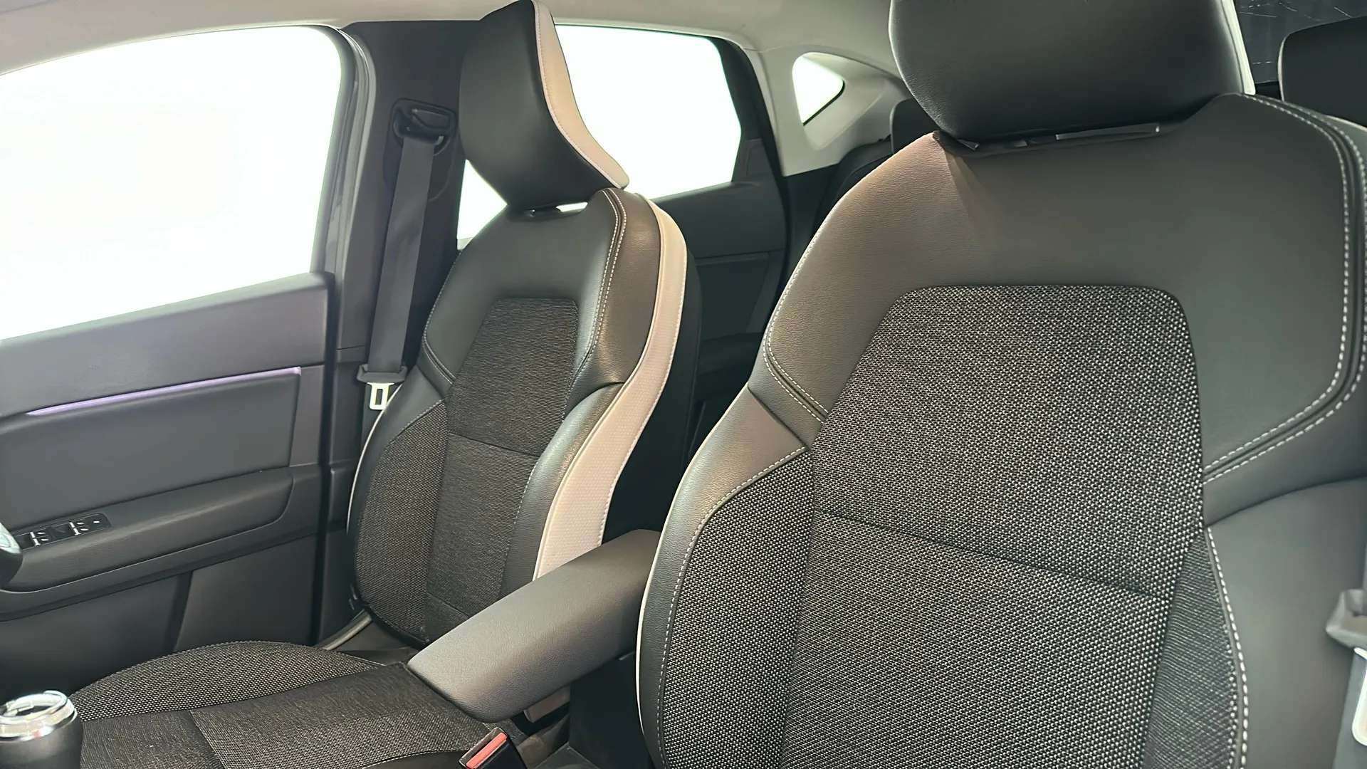 2023 RENAULT CAPTUR 2023 RENAULT CAPTUR