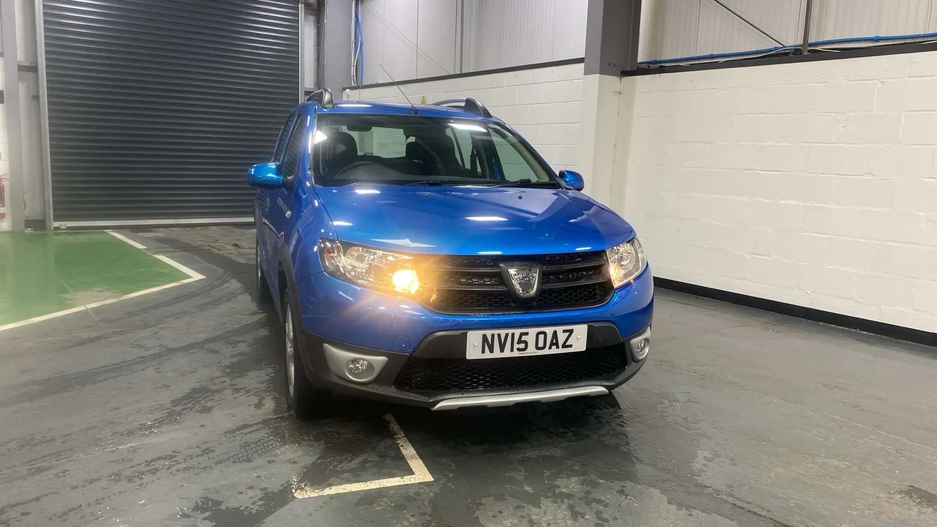 A 2015 DACIA SANDERO STEPWAY 0.9 TCe Ambiance A 2015 DACIA SANDERO STEPWAY 0.9 TCe Ambiance
