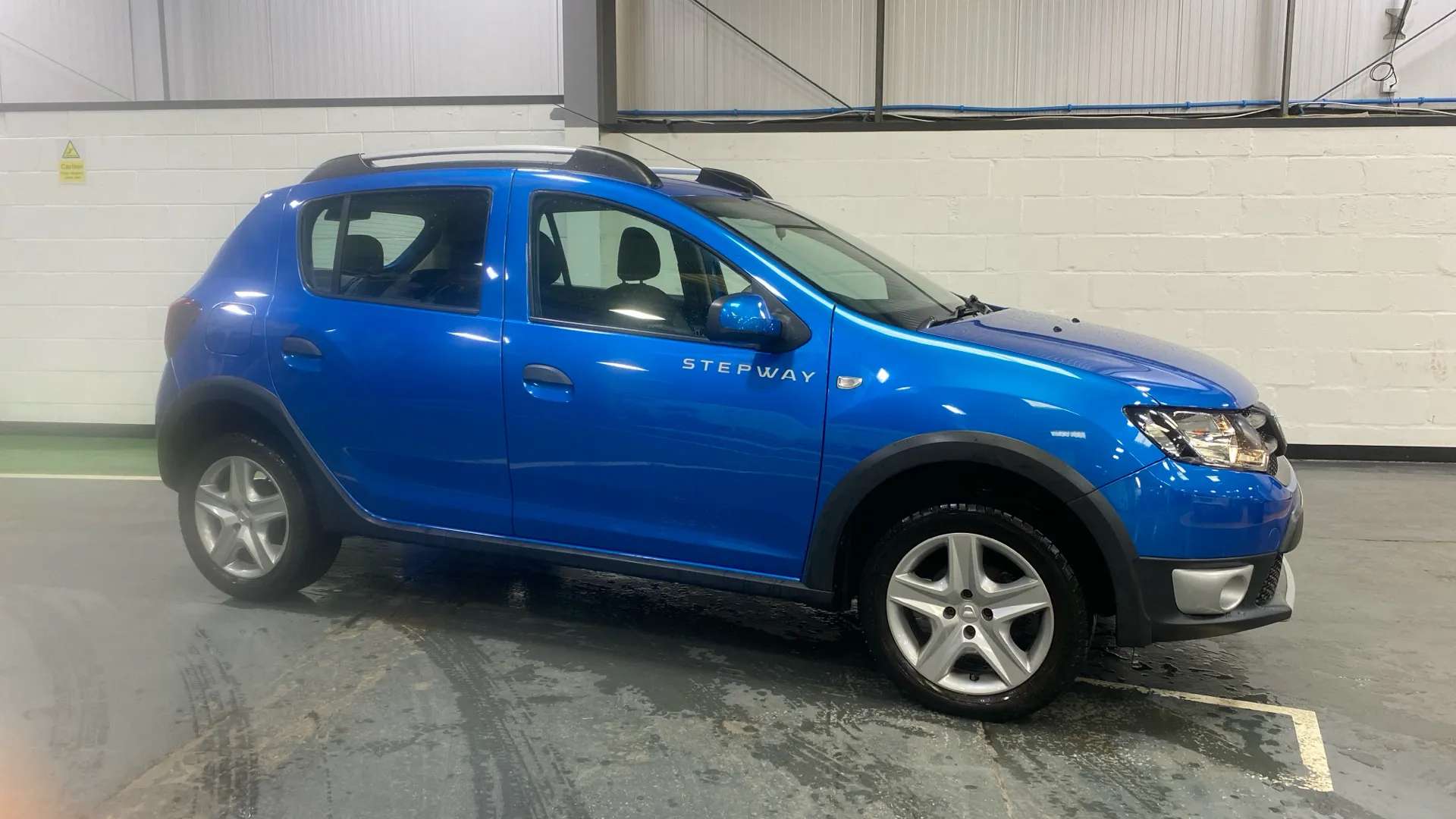 A 2015 DACIA SANDERO STEPWAY 0.9 TCe Ambiance A 2015 DACIA SANDERO STEPWAY 0.9 TCe Ambiance