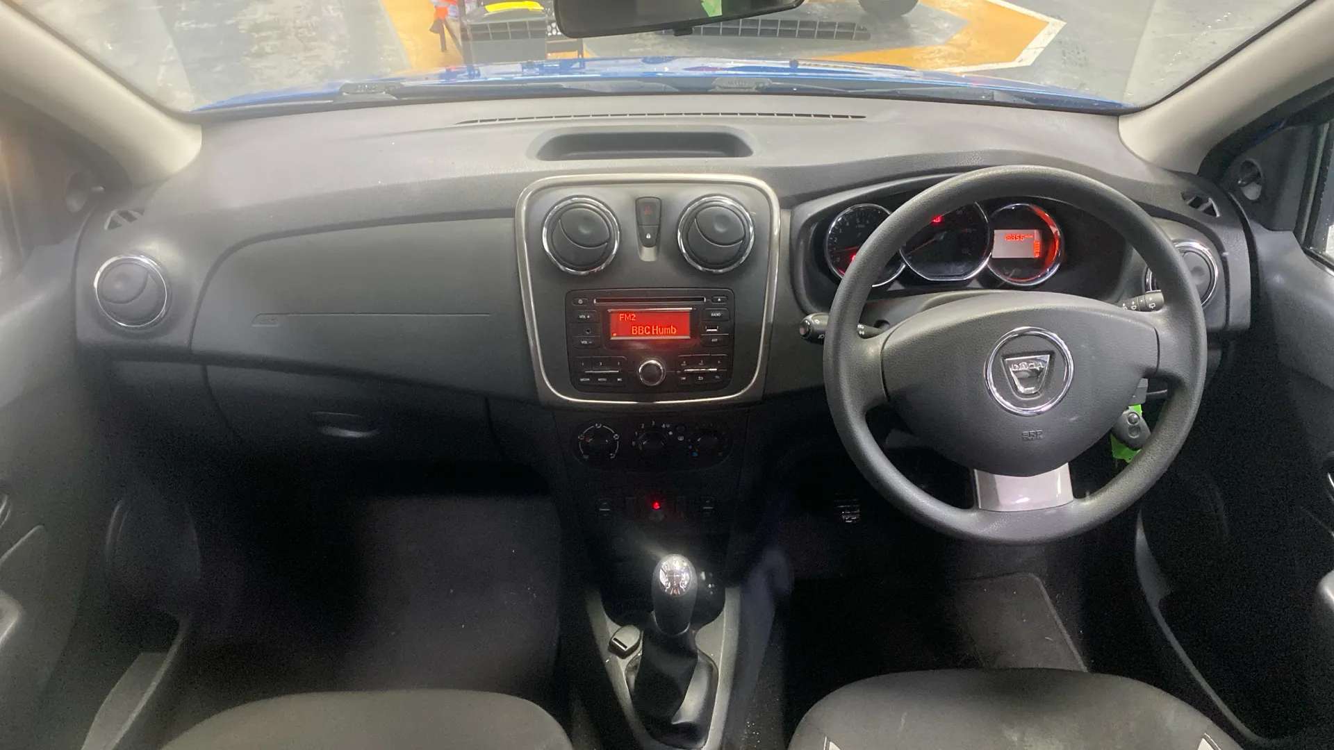 A 2015 DACIA SANDERO STEPWAY 0.9 TCe Ambiance A 2015 DACIA SANDERO STEPWAY 0.9 TCe Ambiance