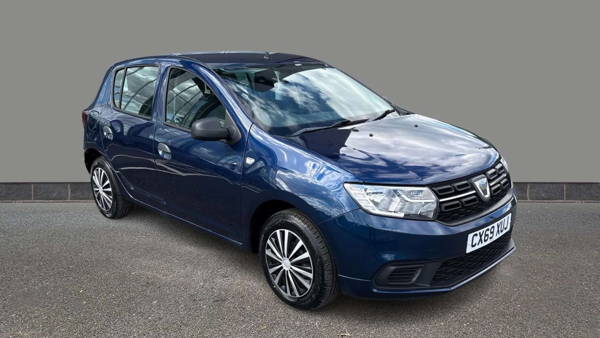 A 2019 DACIA SANDERO 0.9 TCe Essential A 2019 DACIA SANDERO 0.9 TCe Essential