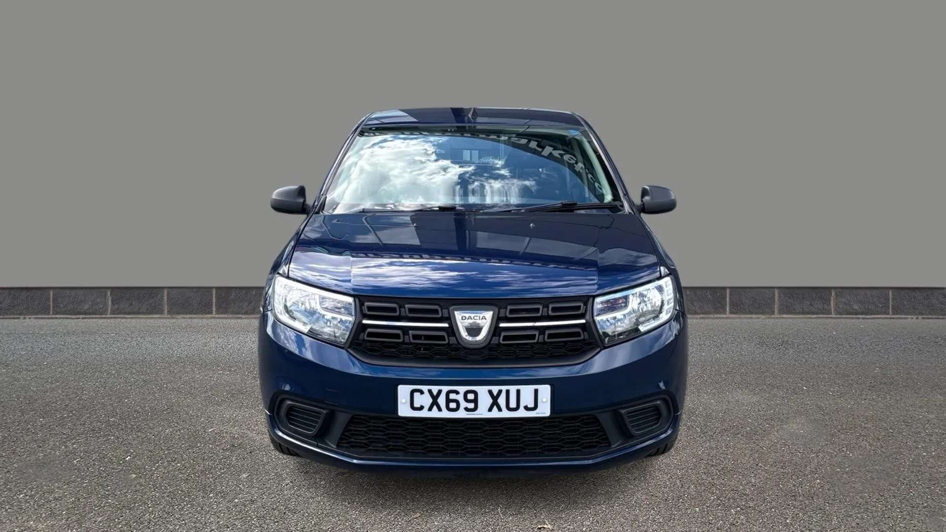 A 2019 DACIA SANDERO 0.9 TCe Essential A 2019 DACIA SANDERO 0.9 TCe Essential