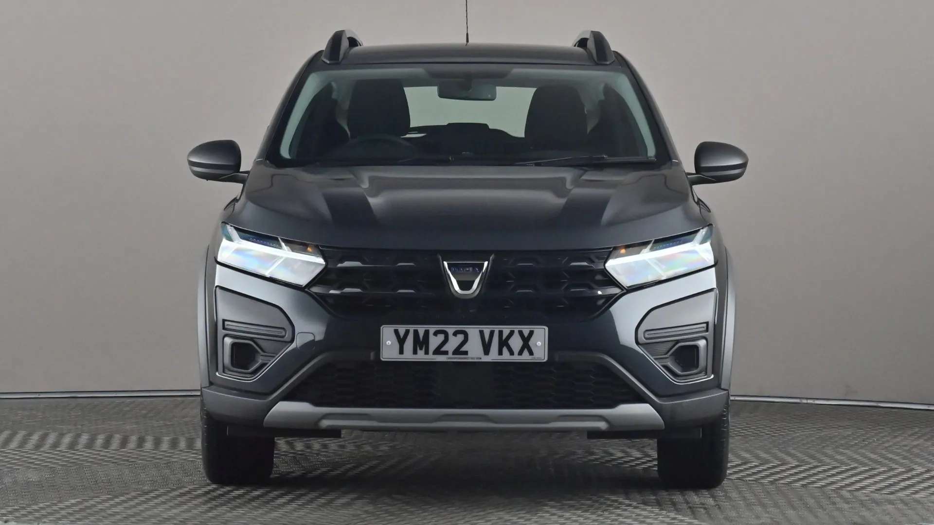 A 2022 DACIA SANDERO STEPWAY 1.0 TCe Essential A 2022 DACIA SANDERO STEPWAY 1.0 TCe Essential