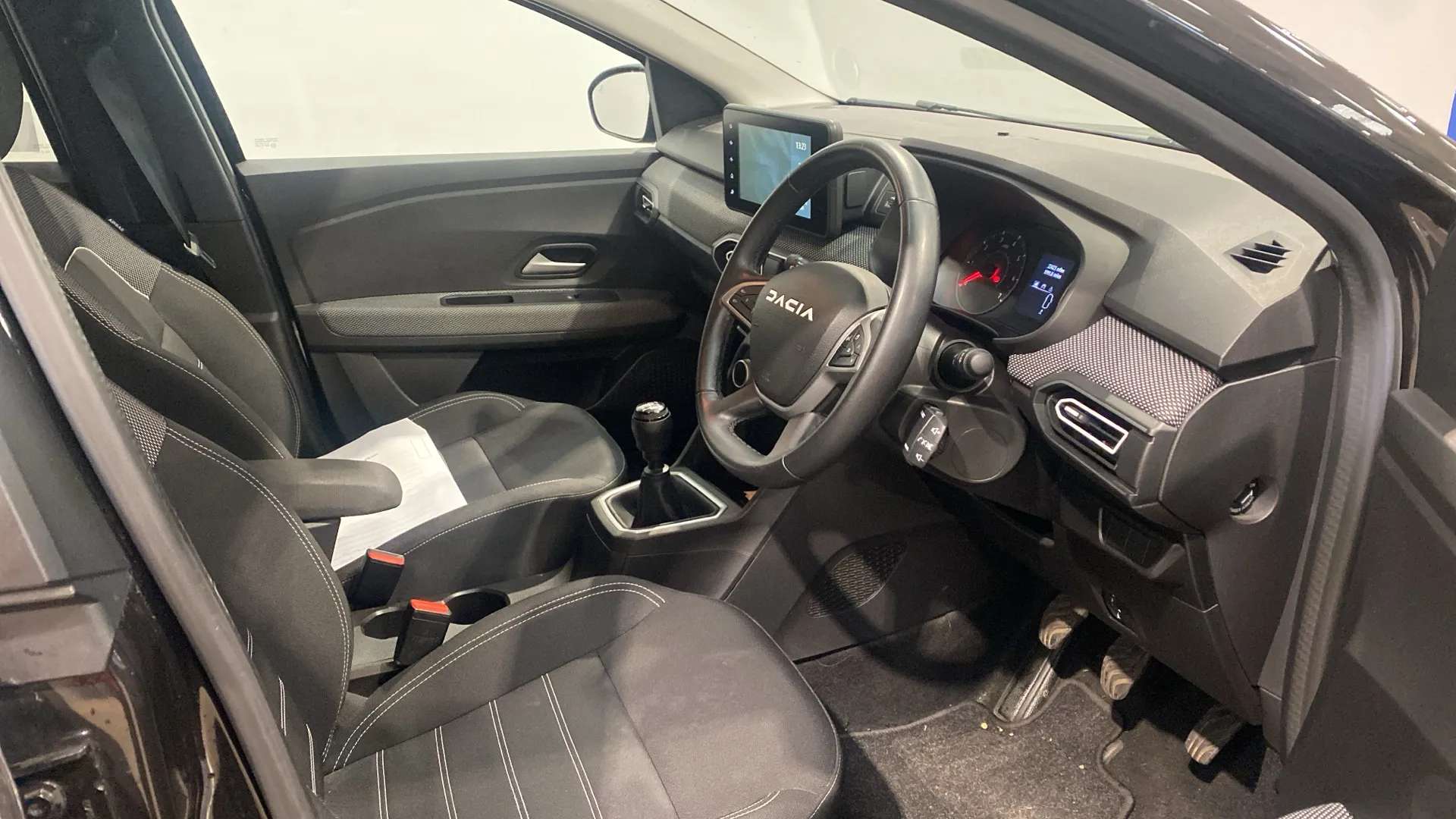 A 2023 DACIA JOGGER 1.0 TCe Expression A 2023 DACIA JOGGER 1.0 TCe Expression