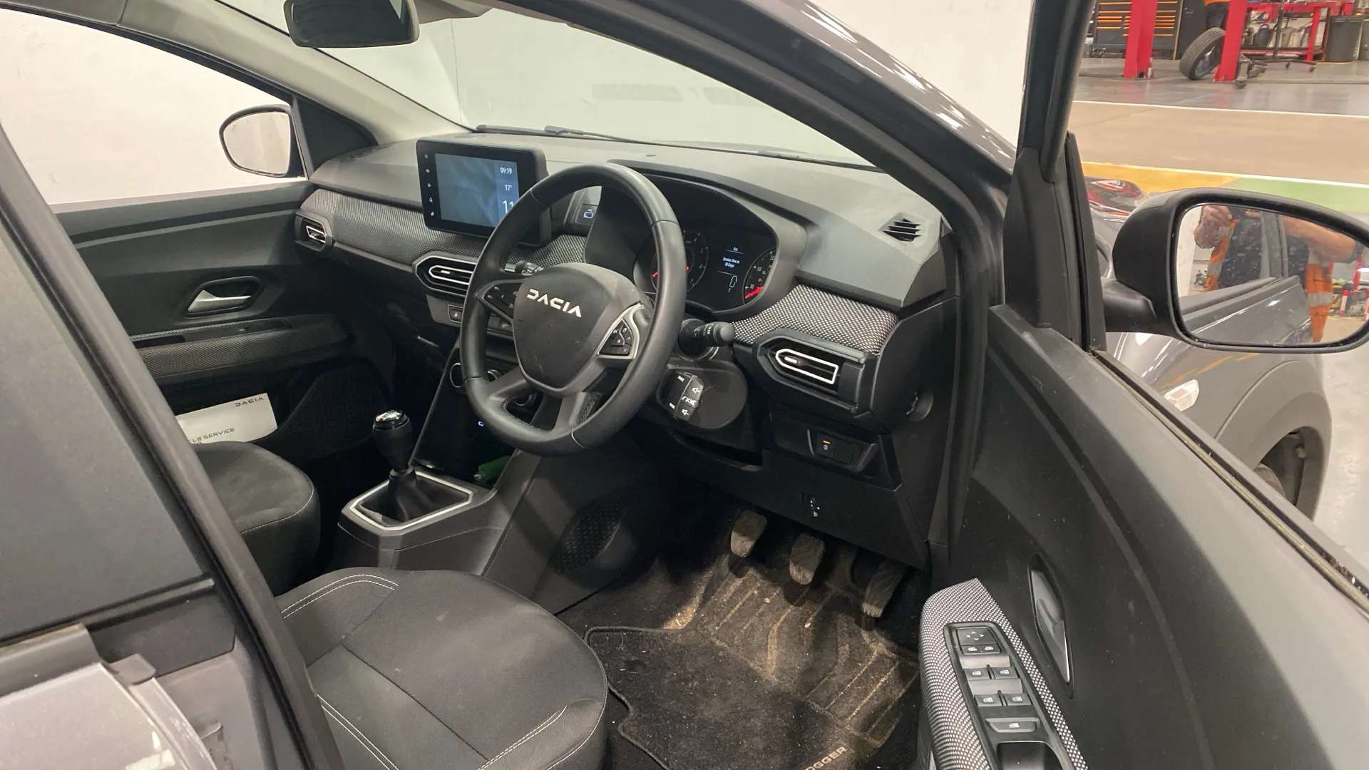 A 2025 DACIA JOGGER 1.0 TCe Expression A 2025 DACIA JOGGER 1.0 TCe Expression