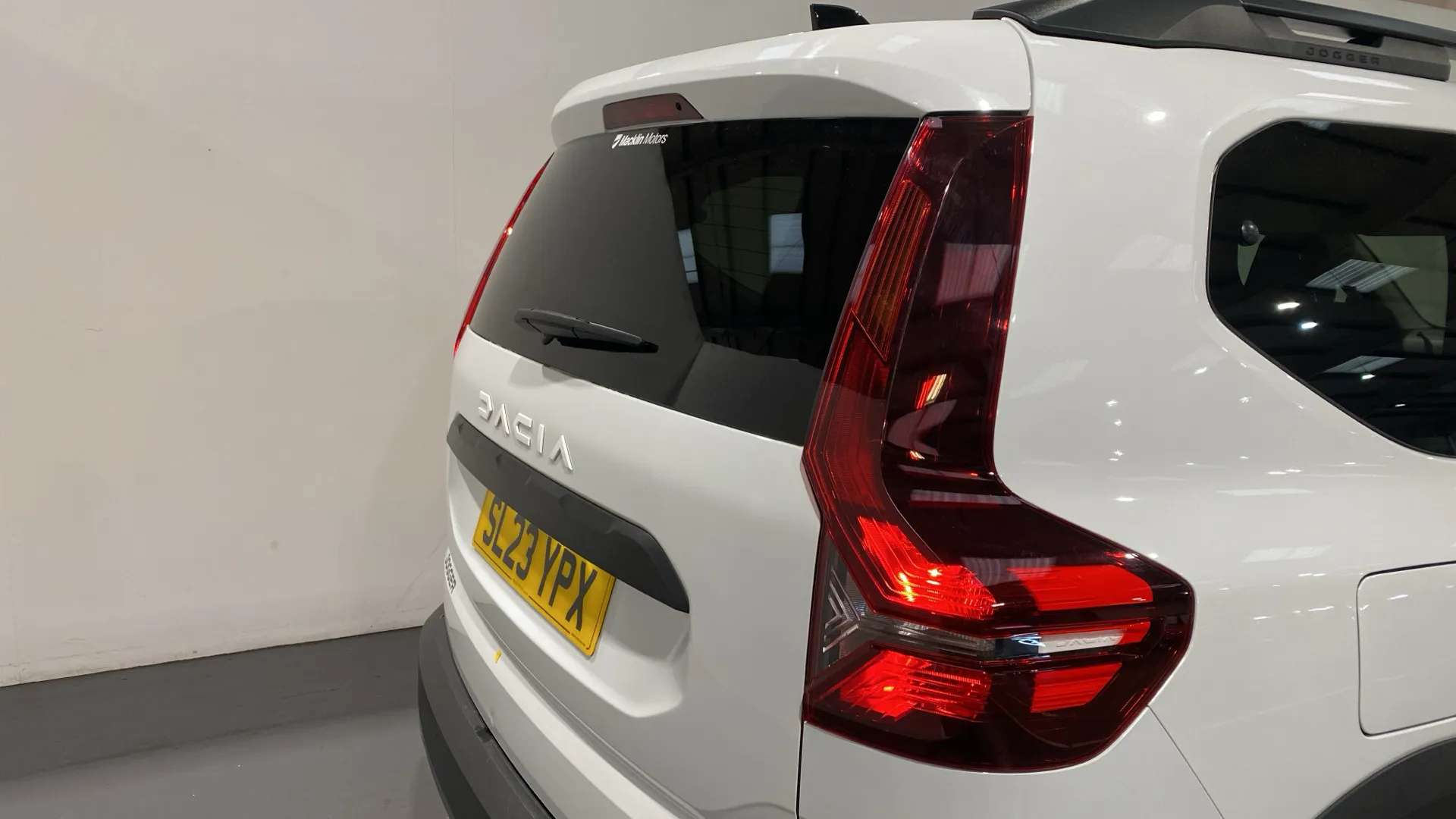 A 2023 DACIA JOGGER 1.0 TCe Extreme SE A 2023 DACIA JOGGER 1.0 TCe Extreme SE