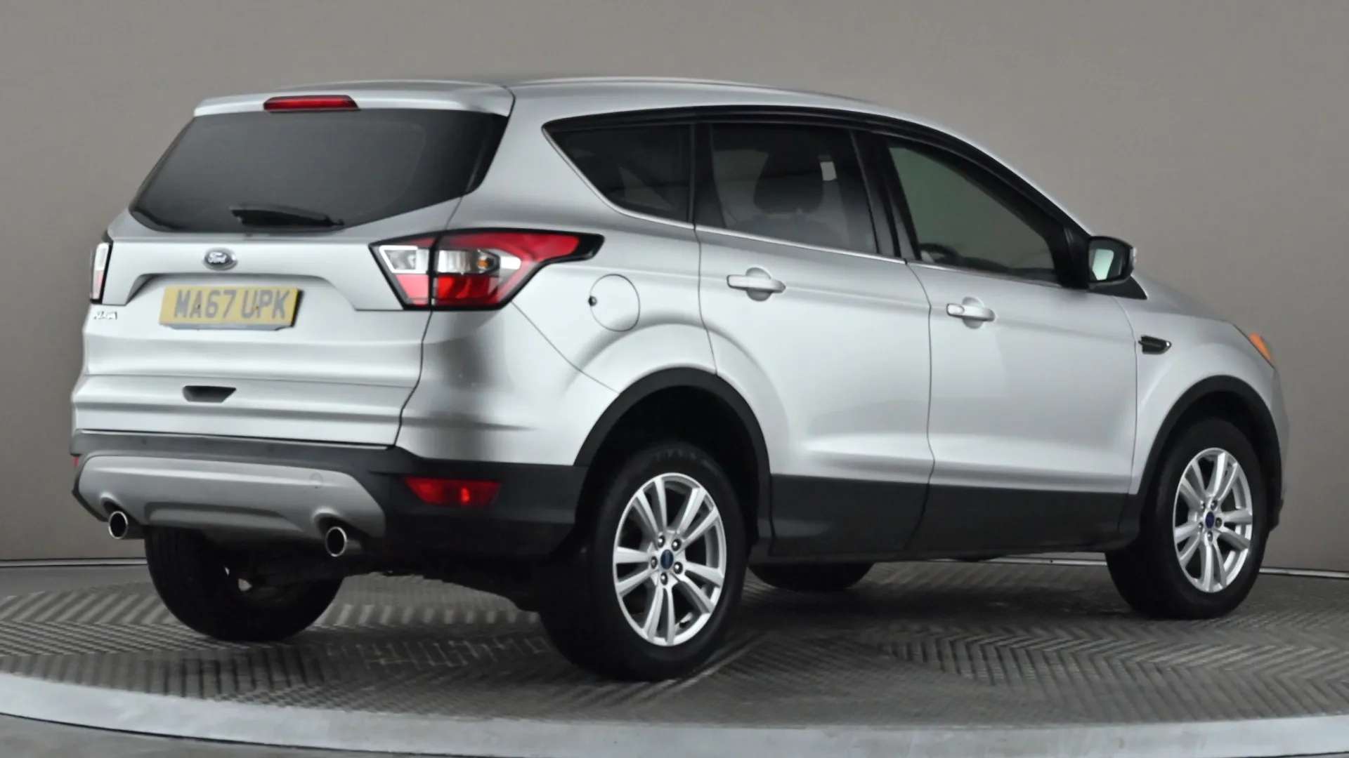 A 2017 FORD KUGA 1.5 TDCi Zetec 2WD A 2017 FORD KUGA 1.5 TDCi Zetec 2WD