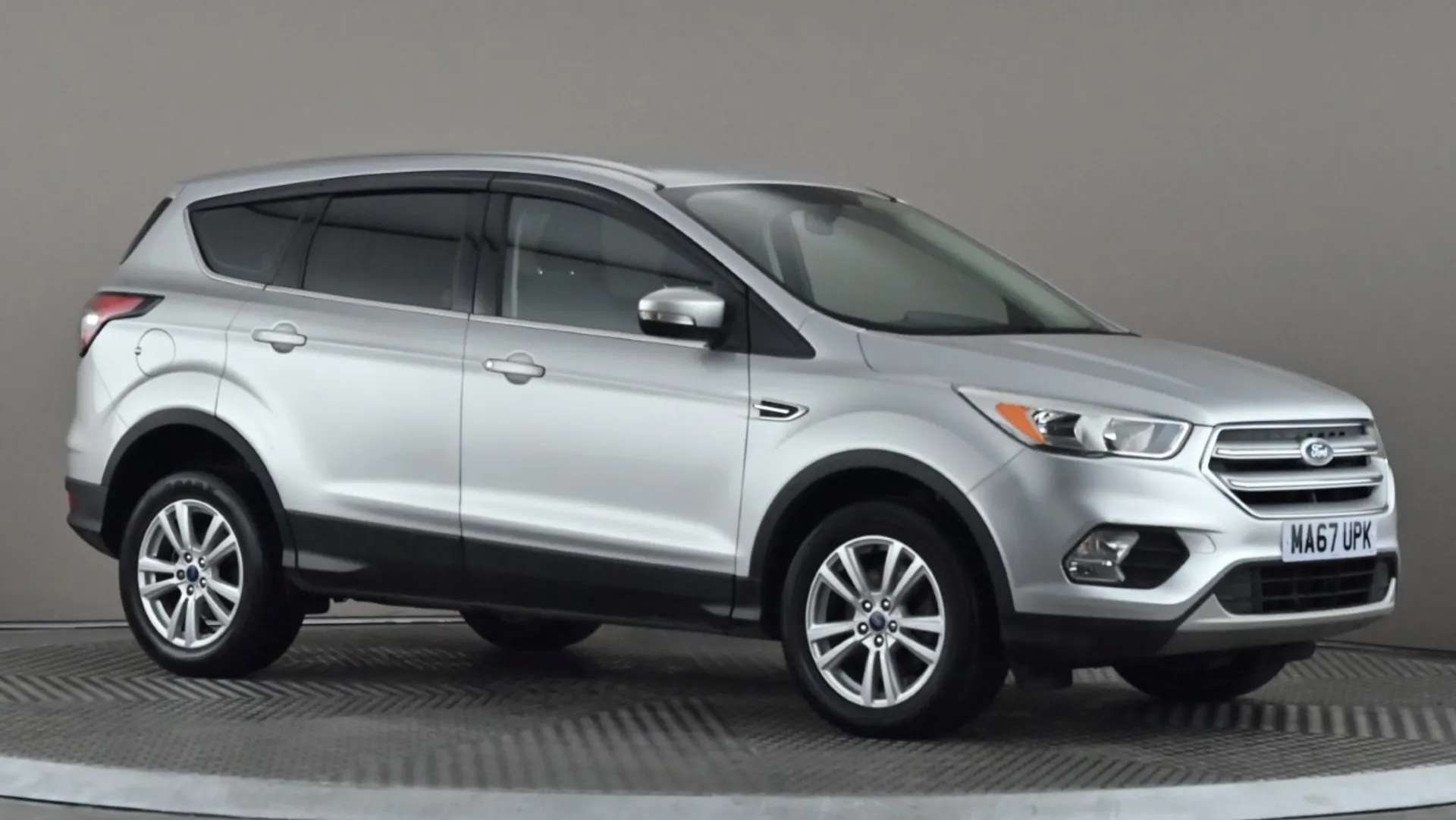 A 2017 FORD KUGA 1.5 TDCi Zetec 2WD A 2017 FORD KUGA 1.5 TDCi Zetec 2WD