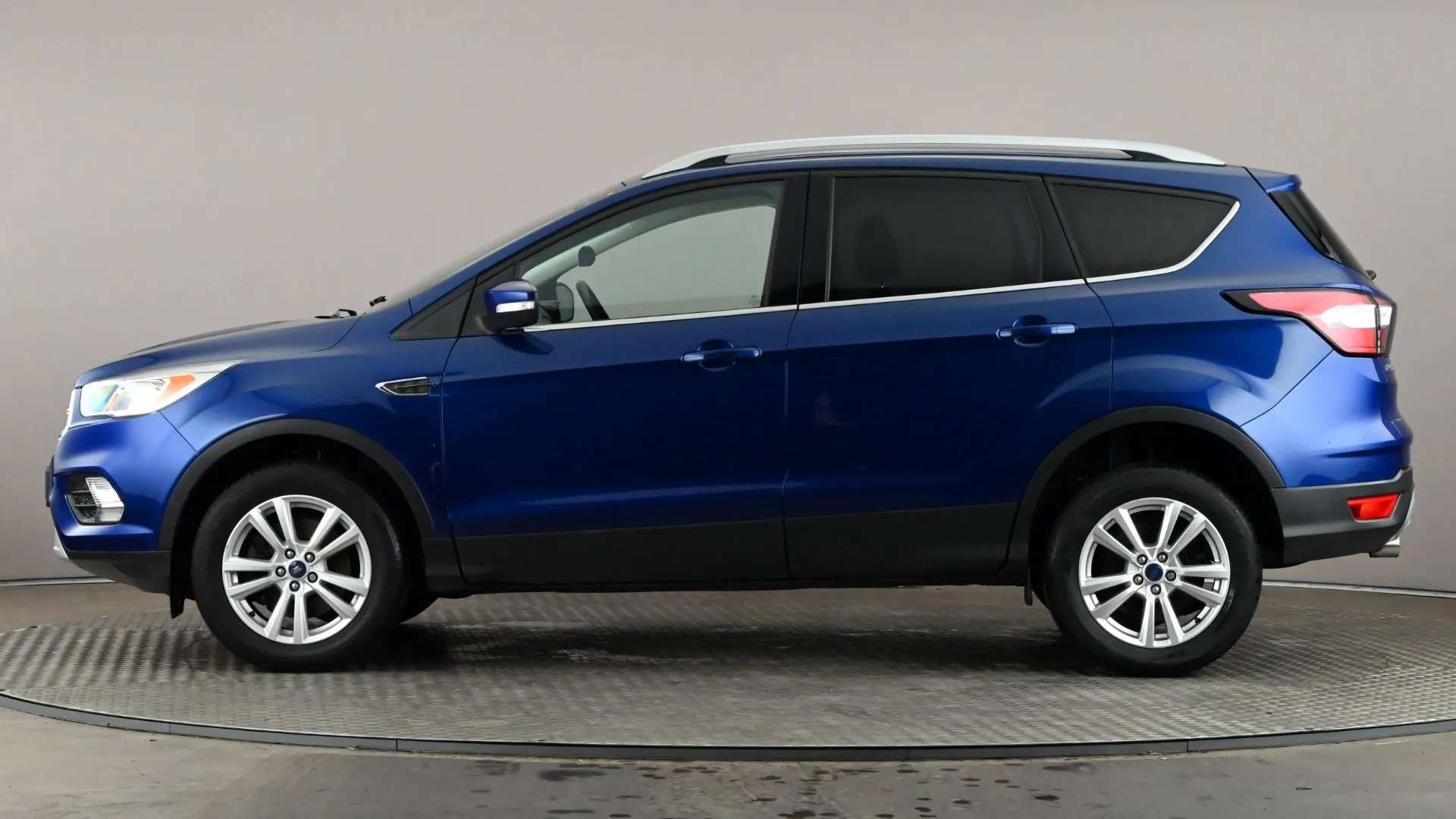 A 2017 FORD KUGA 1.5 TDCi Zetec 2WD A 2017 FORD KUGA 1.5 TDCi Zetec 2WD