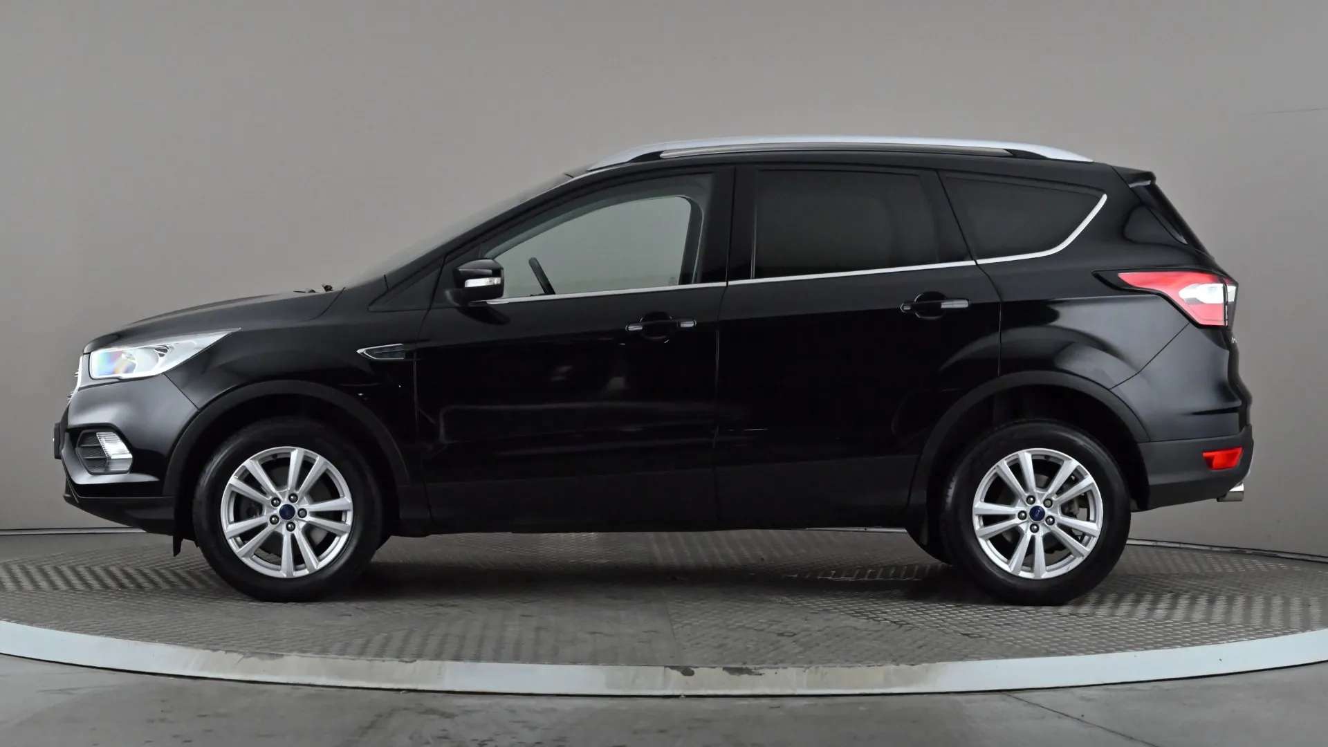 A 2018 FORD KUGA 1.5 TDCi Zetec 2WD A 2018 FORD KUGA 1.5 TDCi Zetec 2WD