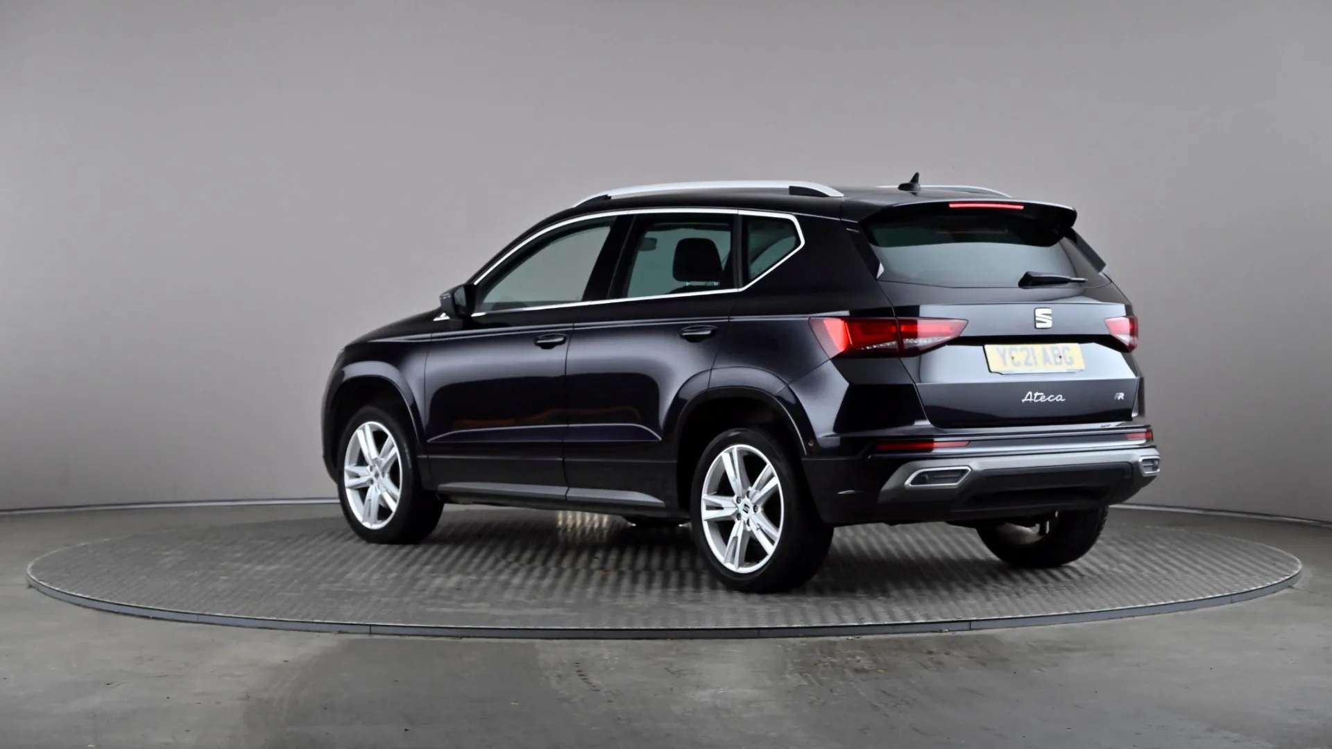 A 2021 SEAT ATECA 2.0 TDI 150 FR DSG A 2021 SEAT ATECA 2.0 TDI 150 FR DSG