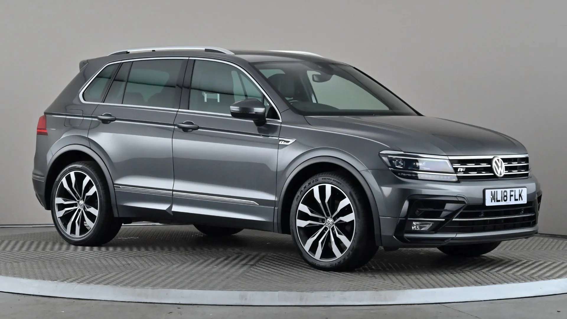 A 2018 VOLKSWAGEN TIGUAN 2.0 TDi 150 R-Line A 2018 VOLKSWAGEN TIGUAN 2.0 TDi 150 R-Line