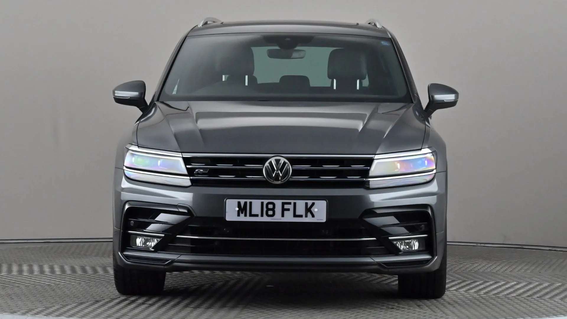 A 2018 VOLKSWAGEN TIGUAN 2.0 TDi 150 R-Line A 2018 VOLKSWAGEN TIGUAN 2.0 TDi 150 R-Line