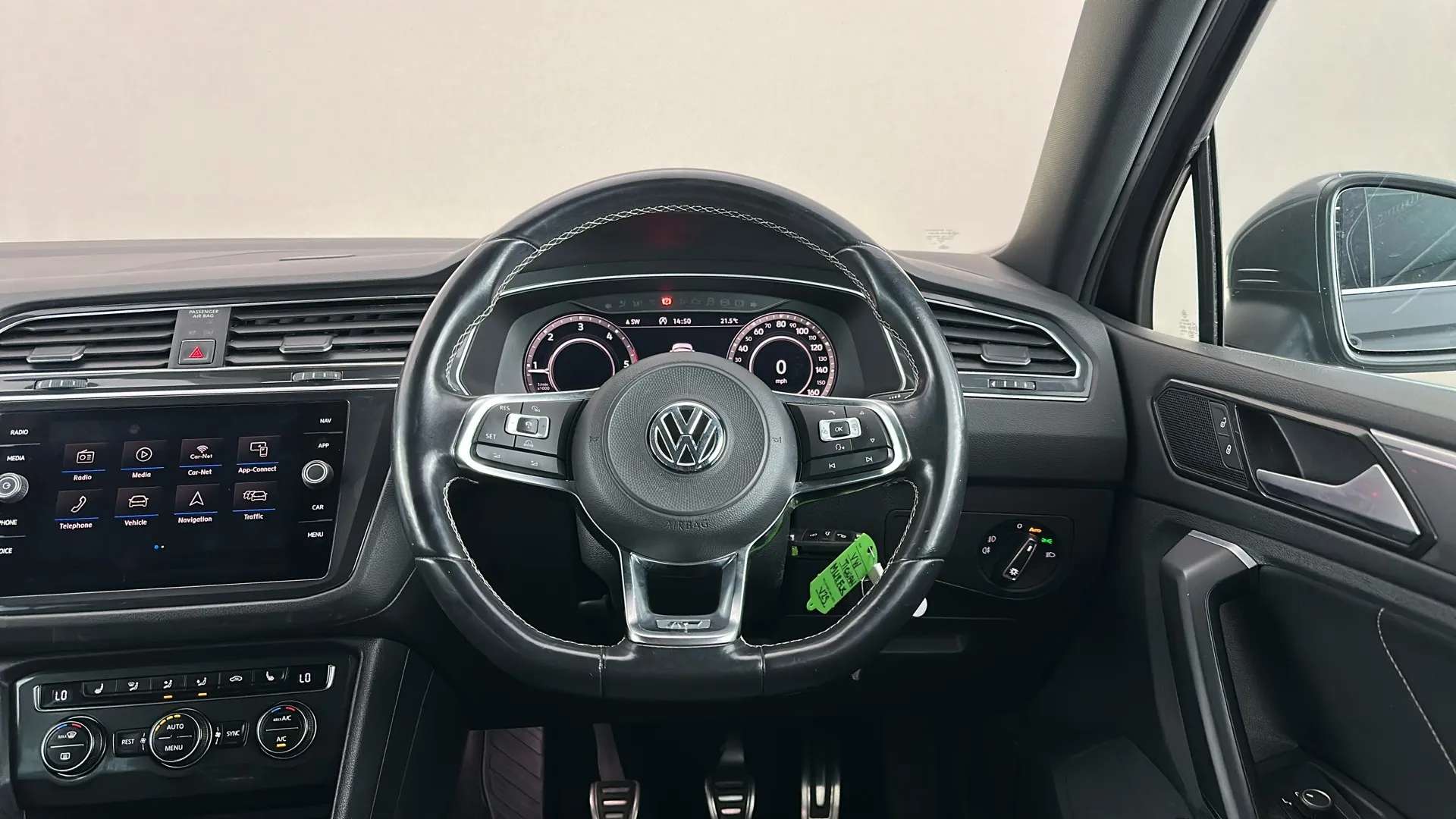 2018 VOLKSWAGEN TIGUAN 2018 VOLKSWAGEN TIGUAN